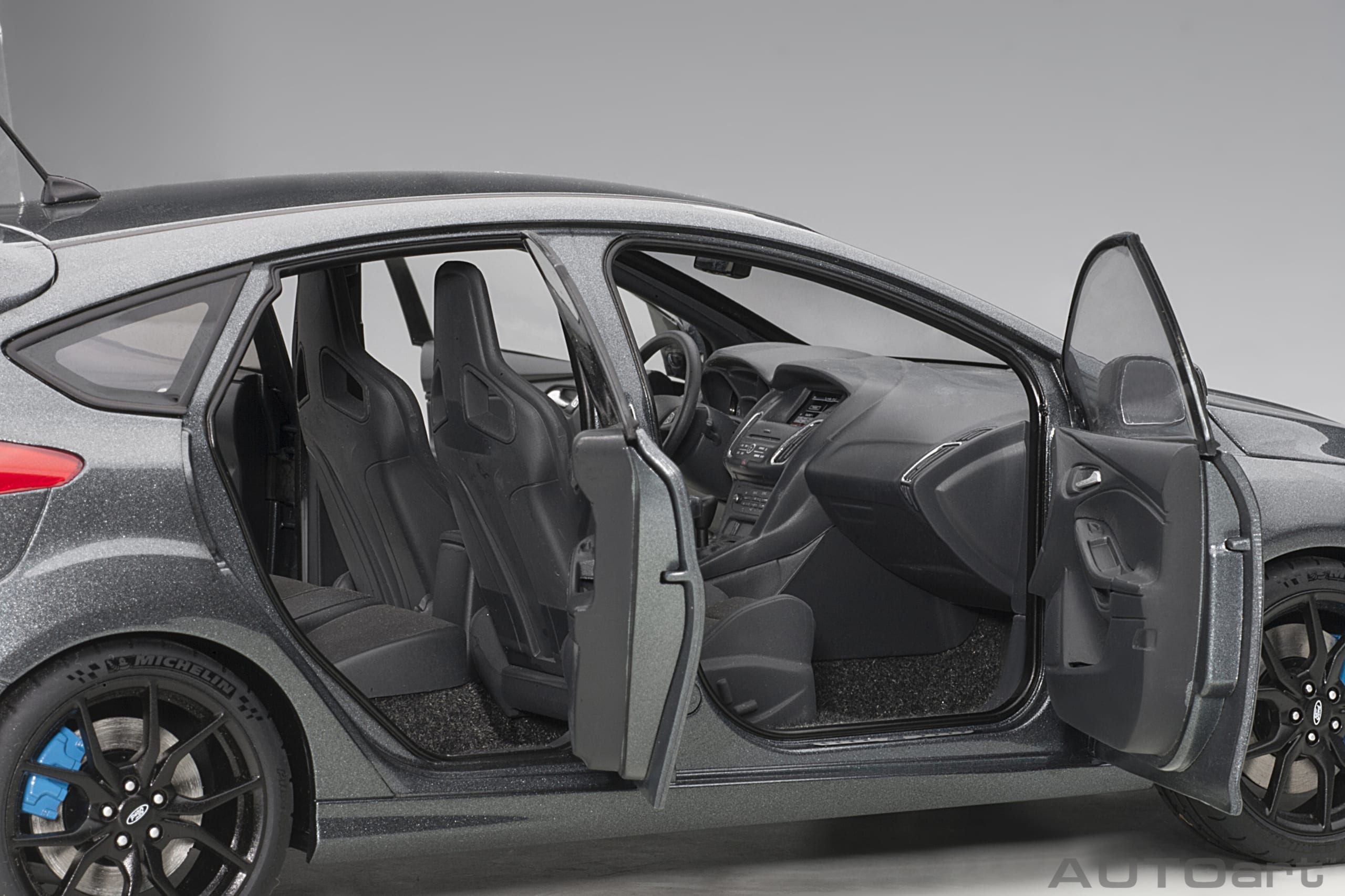 Autoart 1:18 Ford Focus RS 2016, Stealth Grey, (full openings) 72954