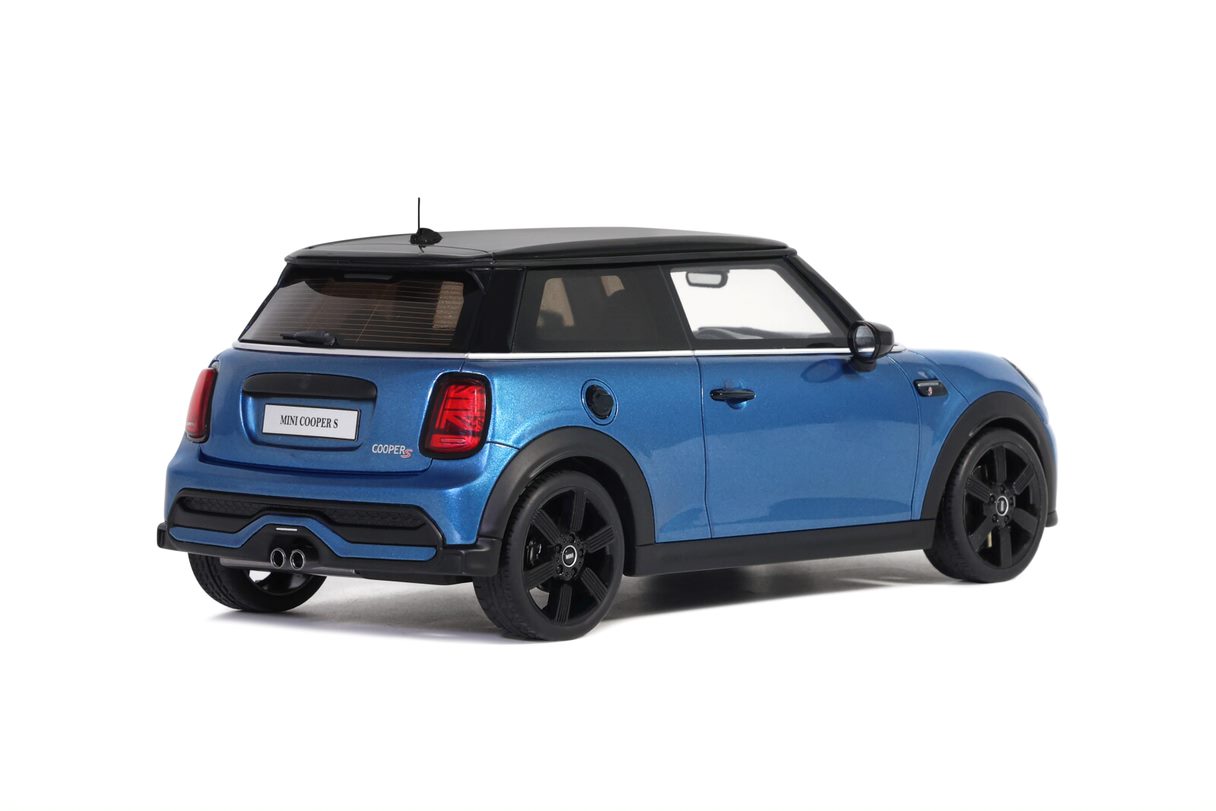 OTTO 1:18 Scale Resin Model Car - 2021 Mini Cooper S, Blue - OT982