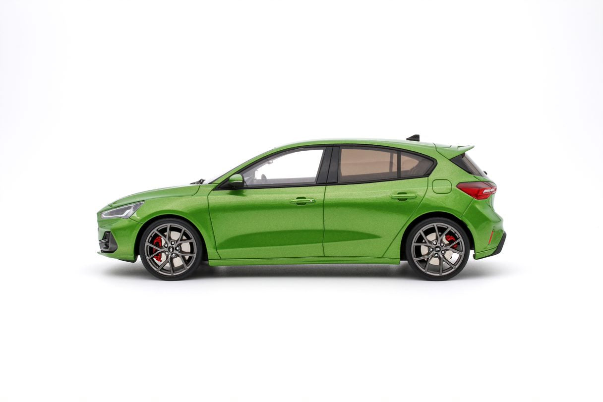 OTTO 1:18 Scale Resin Model Car - 2022 Ford Focus ST MK5 Phase 2 - Green (OT450)