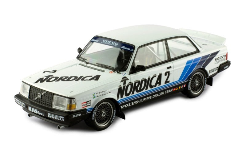 IXO 1:18 Diecast Model Car Volvo 240 Turbo #2 ETCC Brunn 1986 Granberg/Lindstrom