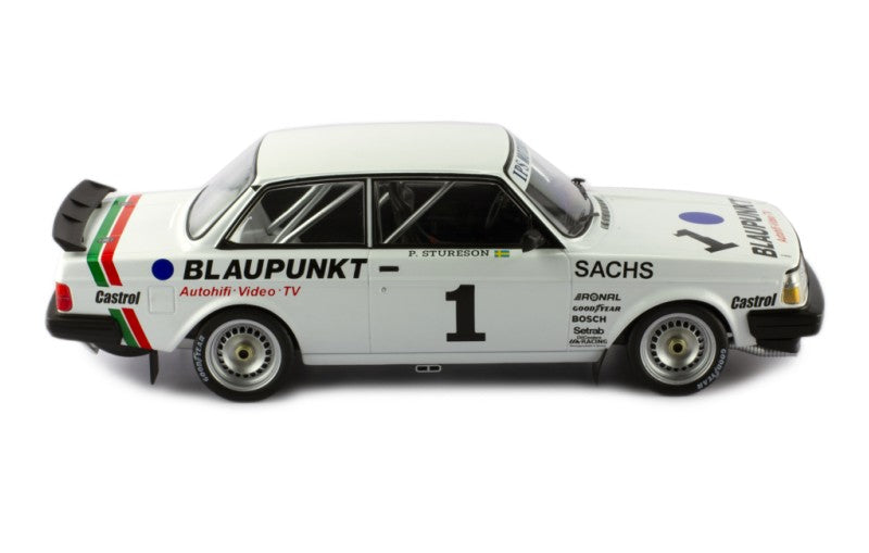 IXO 1:18 Diecast Model Car - Volvo 240 Turbo #1 DTM Nurburgring 1985 P. Stureson