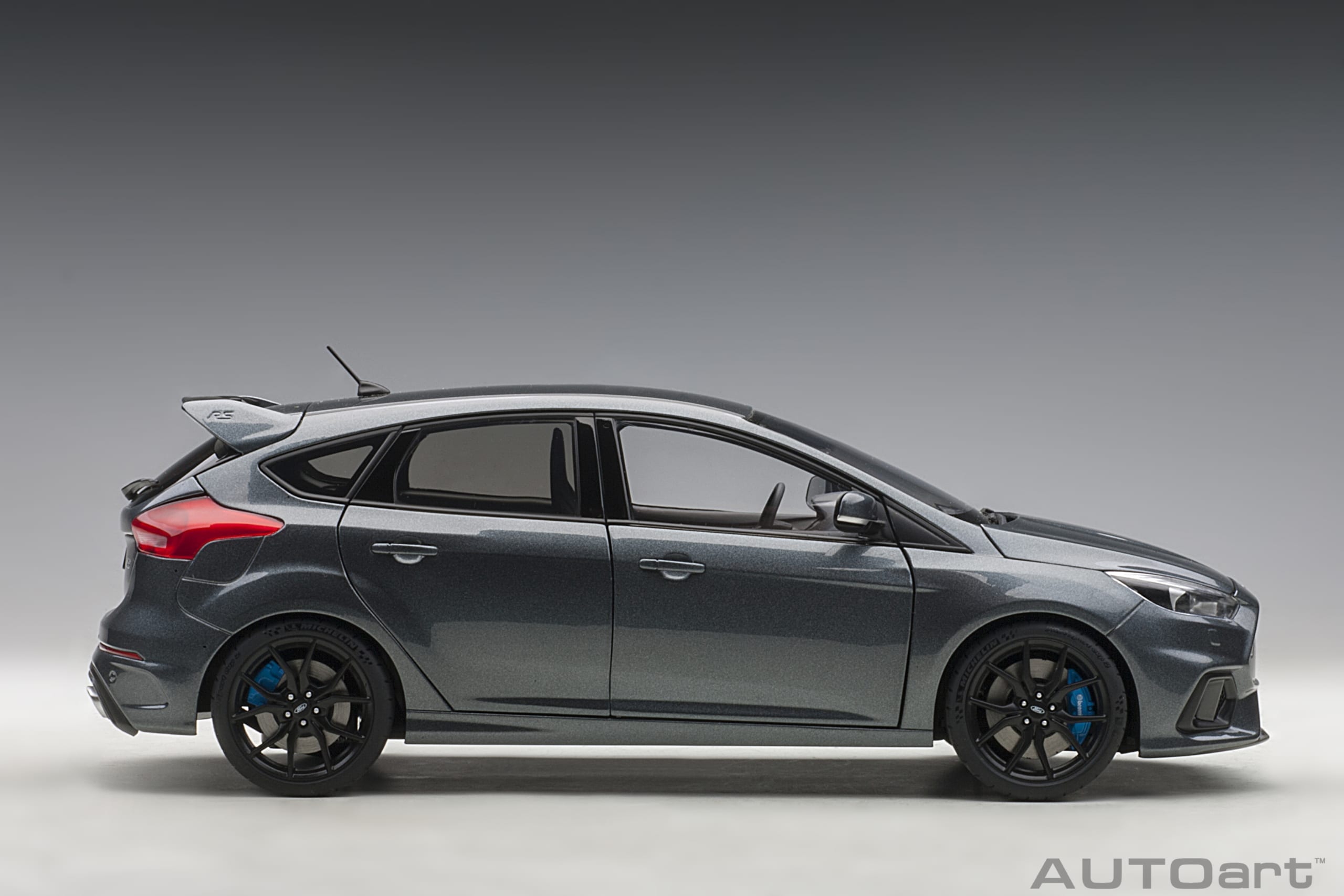 Autoart 1:18 Ford Focus RS 2016, Stealth Grey, (full openings) 72954