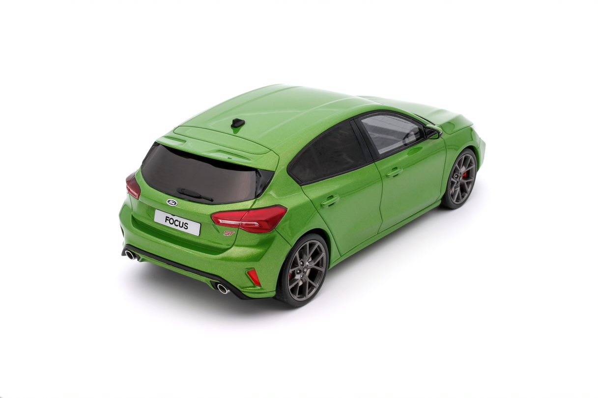 OTTO 1:18 Scale Resin Model Car - 2022 Ford Focus ST MK5 Phase 2 - Green (OT450)