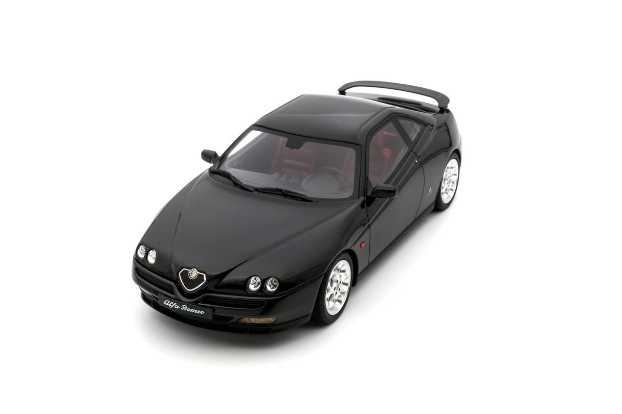 OTTO 1:18 - 2000 ALFA ROMEO GTV V6 (916), BLACK (OT1057)