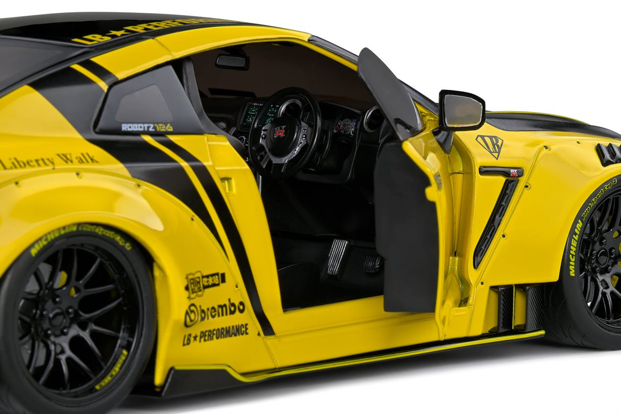 SOLIDO 1:18 Scale Diecast Model Car, Nissan GT-R (R35) w/Liberty Walk Body Kit 2.0 Yellow 2020