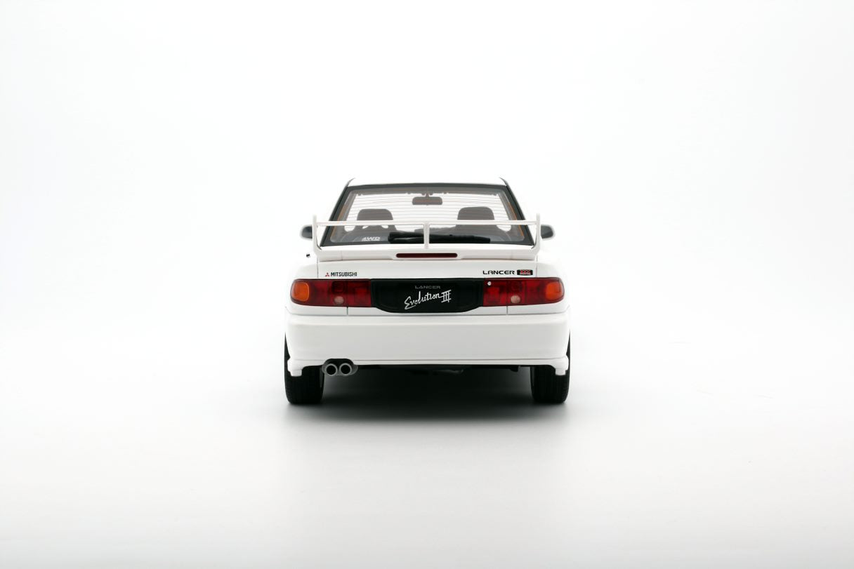 OTTO 1:18 Scale Resin Model Car - 1995 MITSUBISHI LANCER EVO III, WHITE - (OT1065)