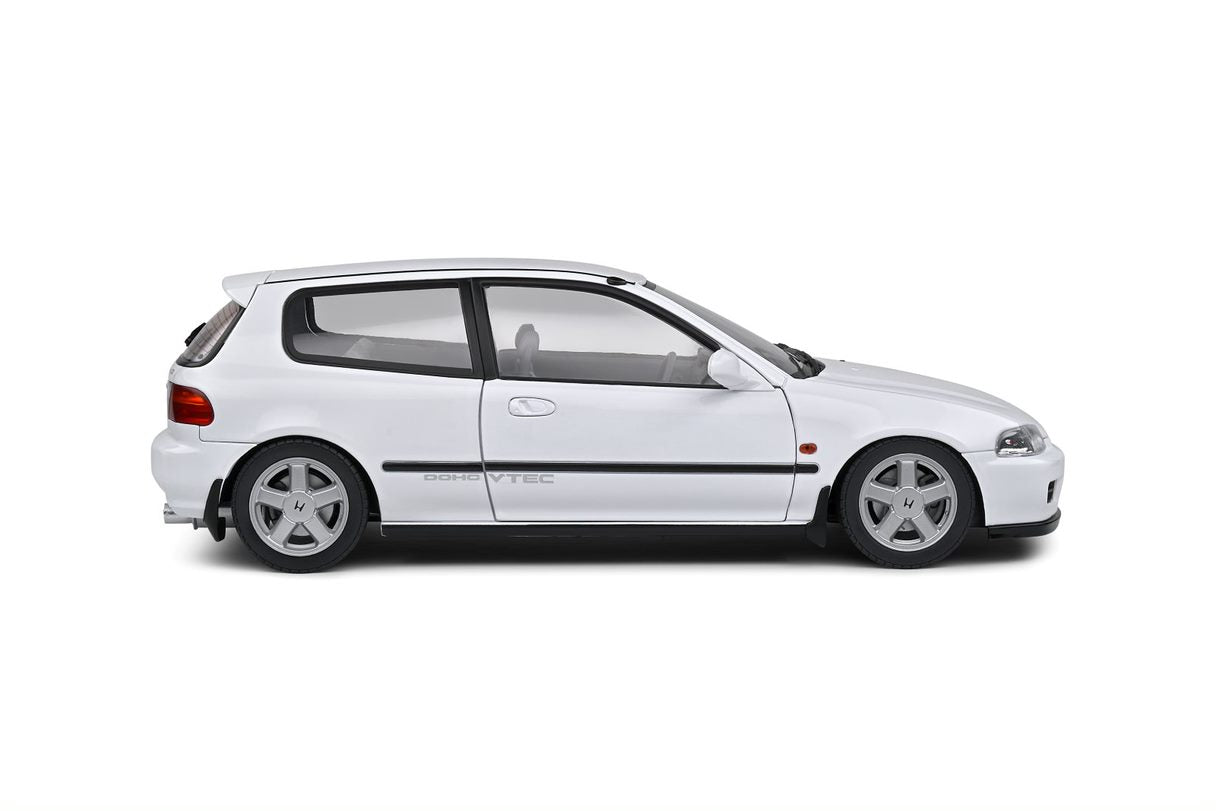SOLIDO 1:18 Scale Diecast Model Car - 1991 Honda Civic EG6 in Frost White - 1810401