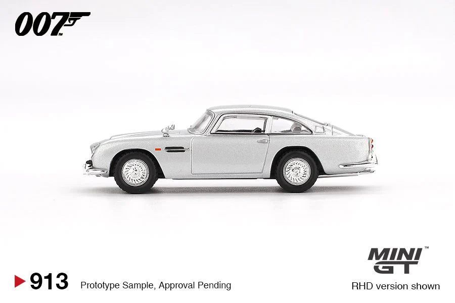 Mini GT 1:64 Aston Martin DB5 James Bond 007 SKYFALL English RHD - BLISTER PACKAGING - MGT00913-007E
