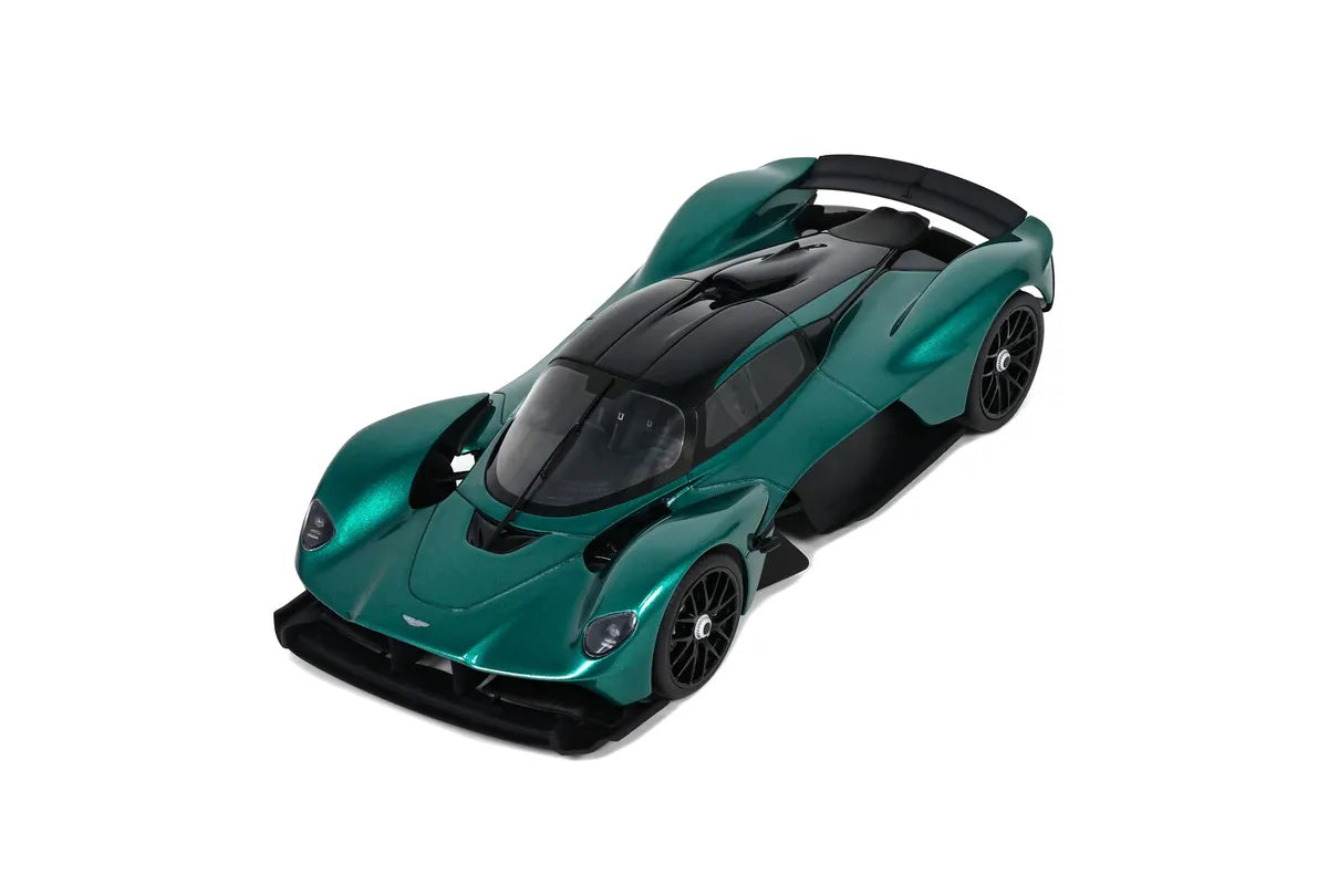 GT Spirit 1:18 Scale Resin Model Car - 2021 Aston Martin Valkyrie, Green - GT435