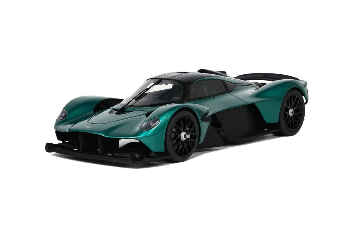 GT Spirit 1:18 Scale Resin Model Car - 2021 Aston Martin Valkyrie, Green - GT435