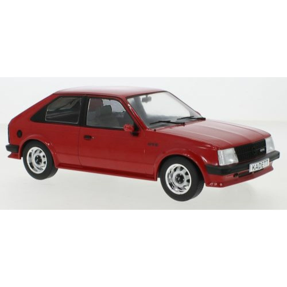 MCG 1:18 Scale Diecast Model Car - Opel Kadett D GTE (Vauxhall Astra mk1) Red