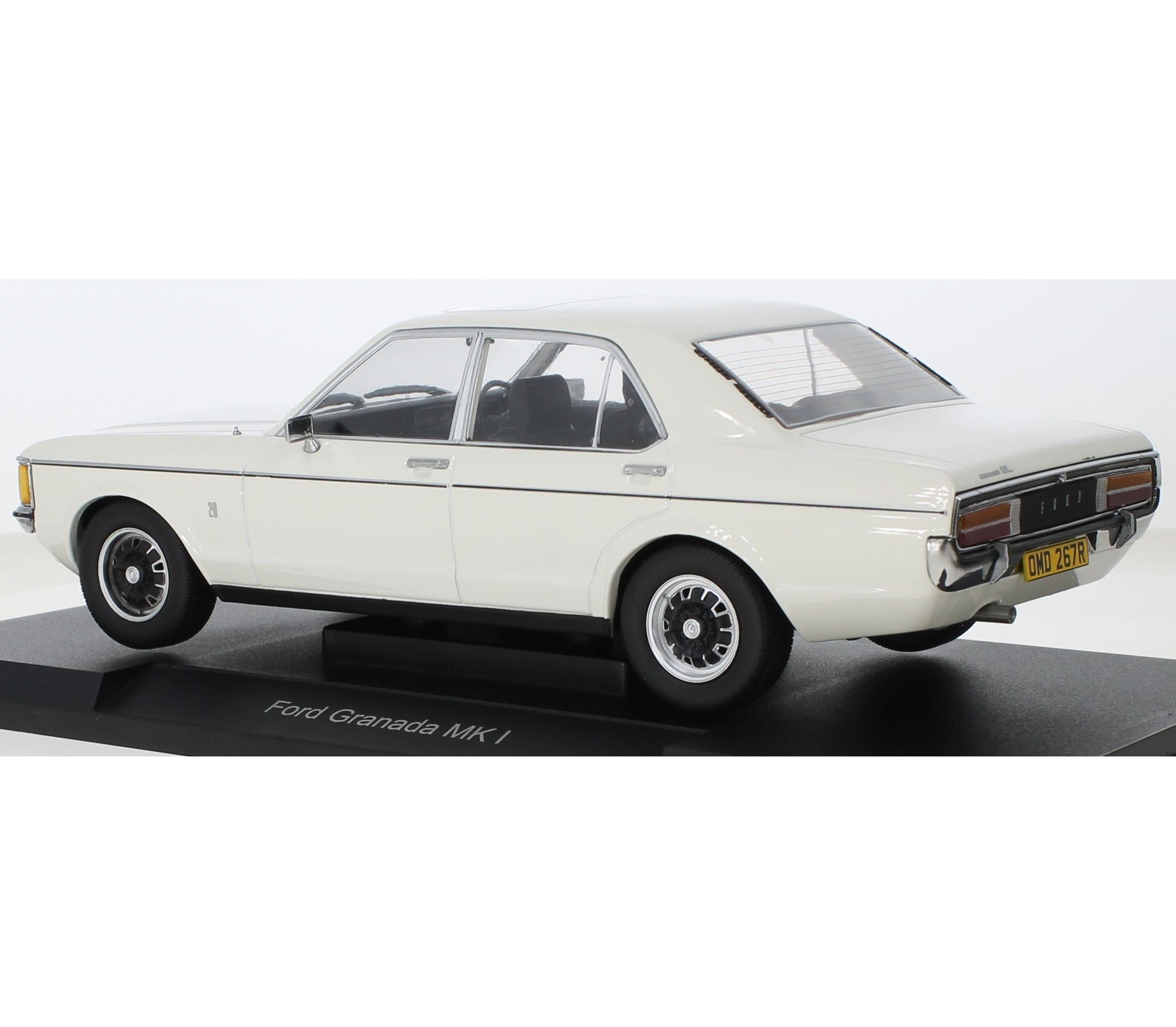 MCG 1:18 Scale Diecast Model Car -  1975 Ford Granada MK 1, White (RHD) - UK Exclusive