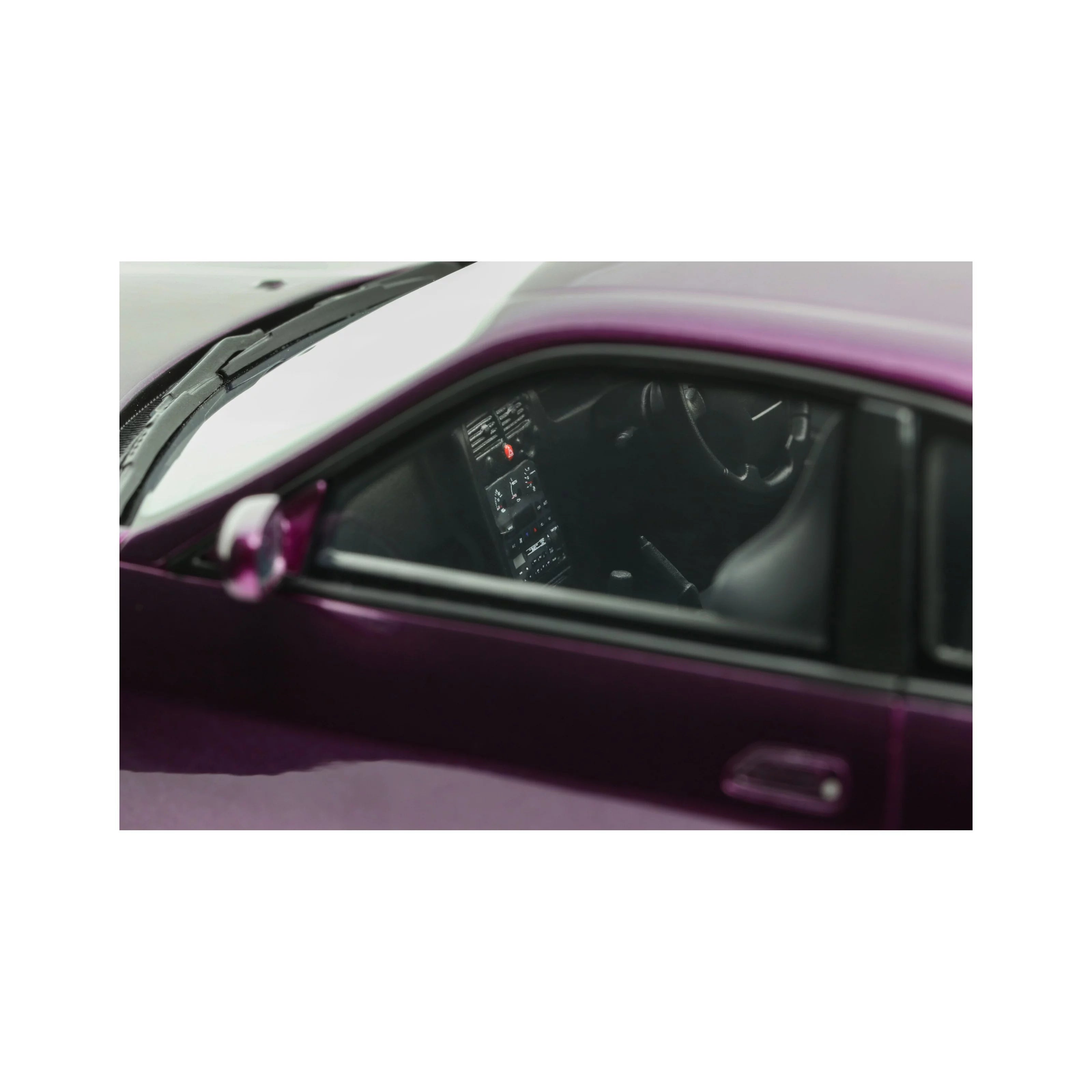 OTTO 1:18 Scale Resin - 1995 Nissan Skyline GT-R R33 V-Spec - Midnight Purple - OT1138
