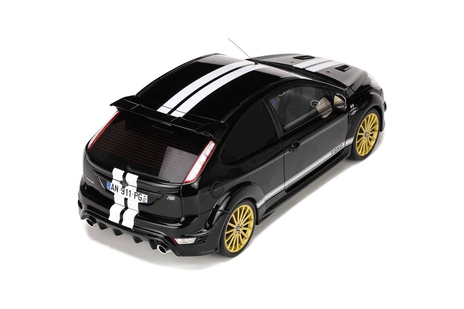 OTTO 1:18 Scale Resin Model Car -  Ford Focus RS MK2  - Le Mans  Black (OT1008)