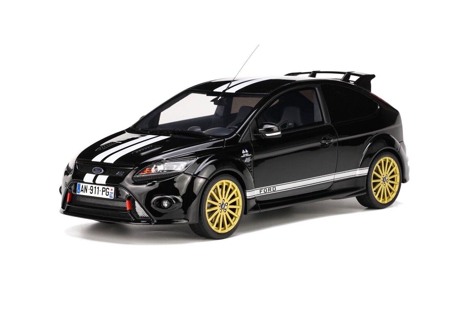 OTTO 1:18 Scale Resin Model Car -  Ford Focus RS MK2  - Le Mans  Black (OT1008)