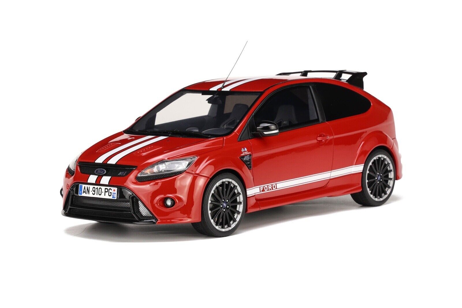 OTTO 1:18 Scale Resin Model Car -  Ford Focus RS MK2  - Le Mans  - Red (OT1007)