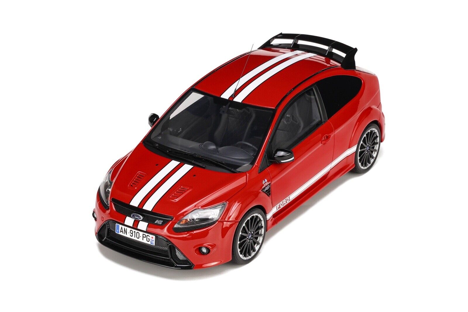 OTTO 1:18 Scale Resin Model Car -  Ford Focus RS MK2  - Le Mans  - Red (OT1007)