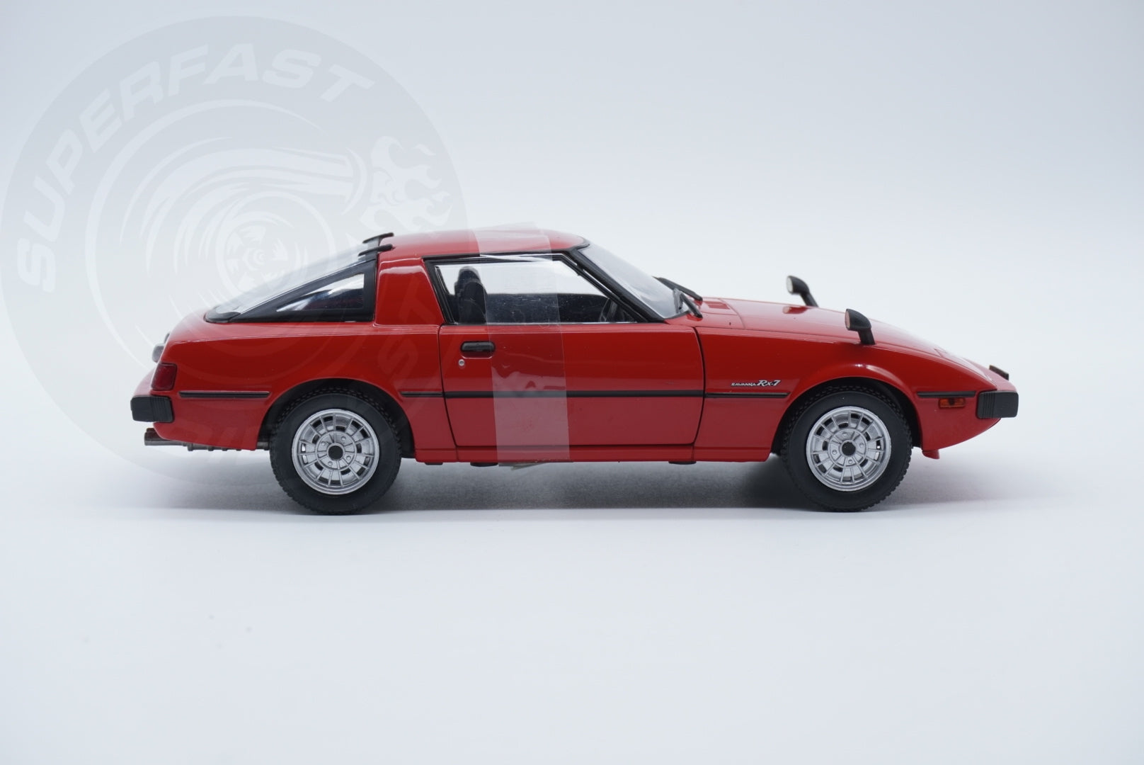 Whitebox 1:24 Scale Diecast - 1980 Mazda RX-7, Red - WB124214