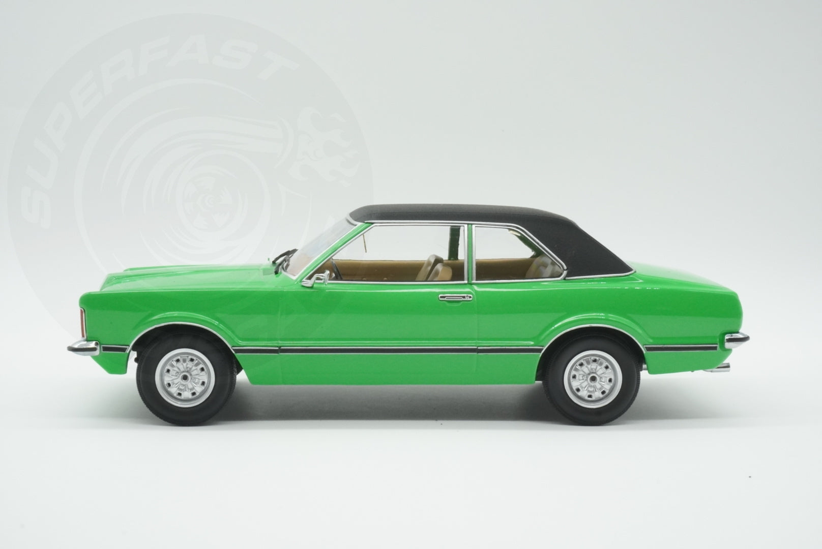 KK Scale 1:18 Scale Diecast - 1971 Ford Taunus GXL, Green - KKDC180971