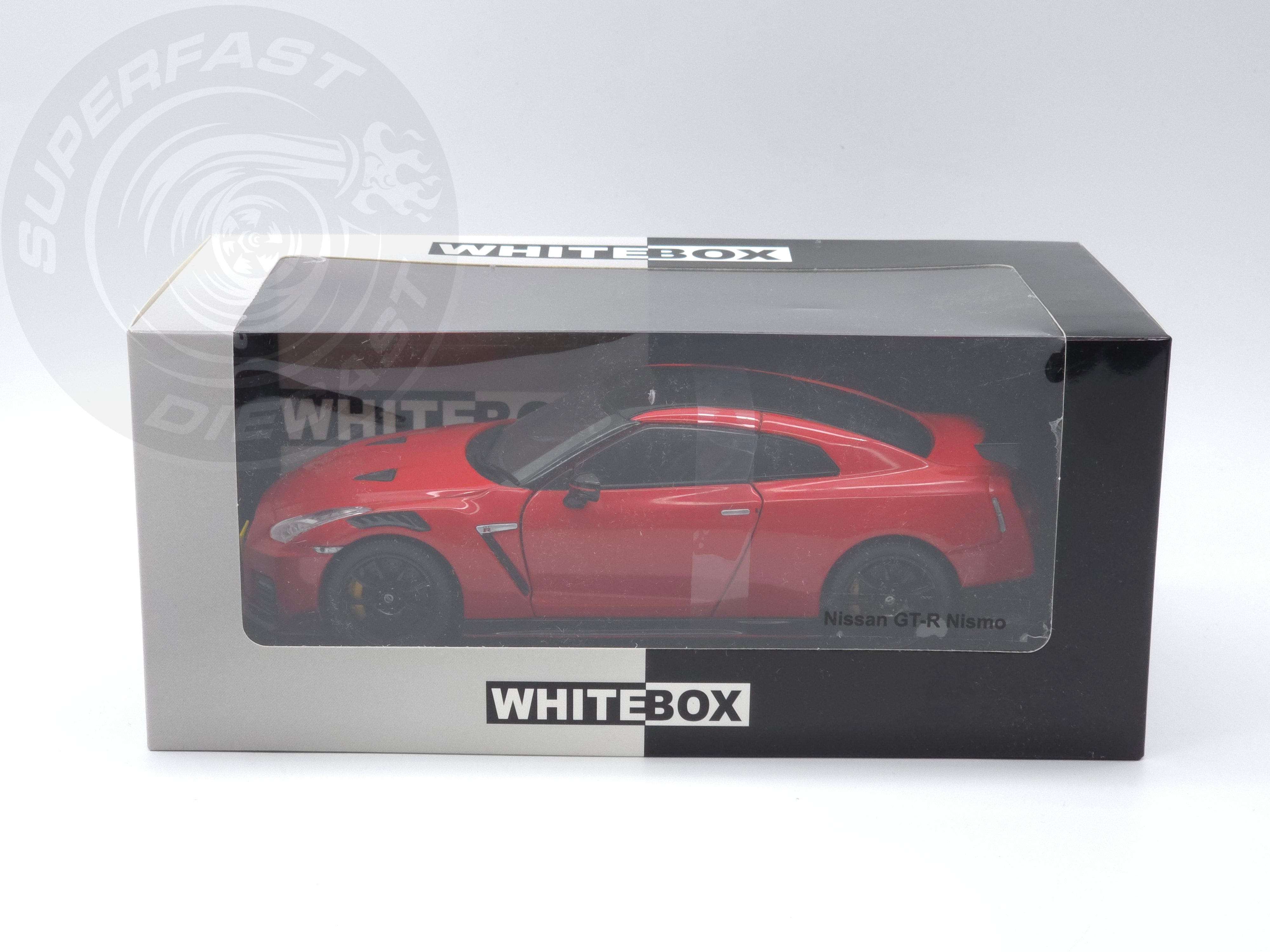 Whitebox 1:24 Scale Diecast Model Car - 2021 NISSAN GT-R Nismo in Red - WB124231