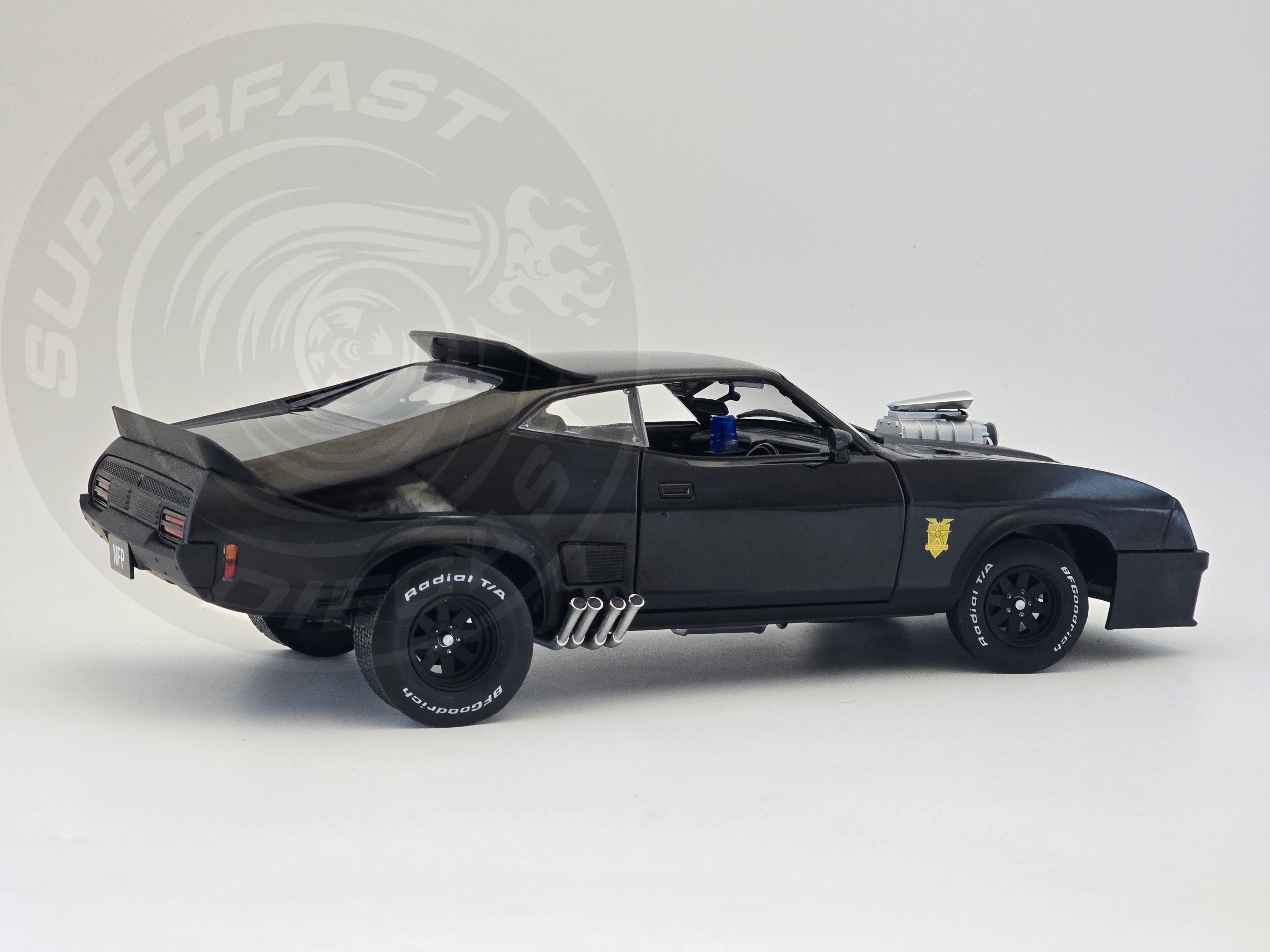 Greenlight Hollywood 1:18 Diecast - 1973 Ford Falcon XB, Mad Max, Last of the V8 Interceptors - Black - 12996