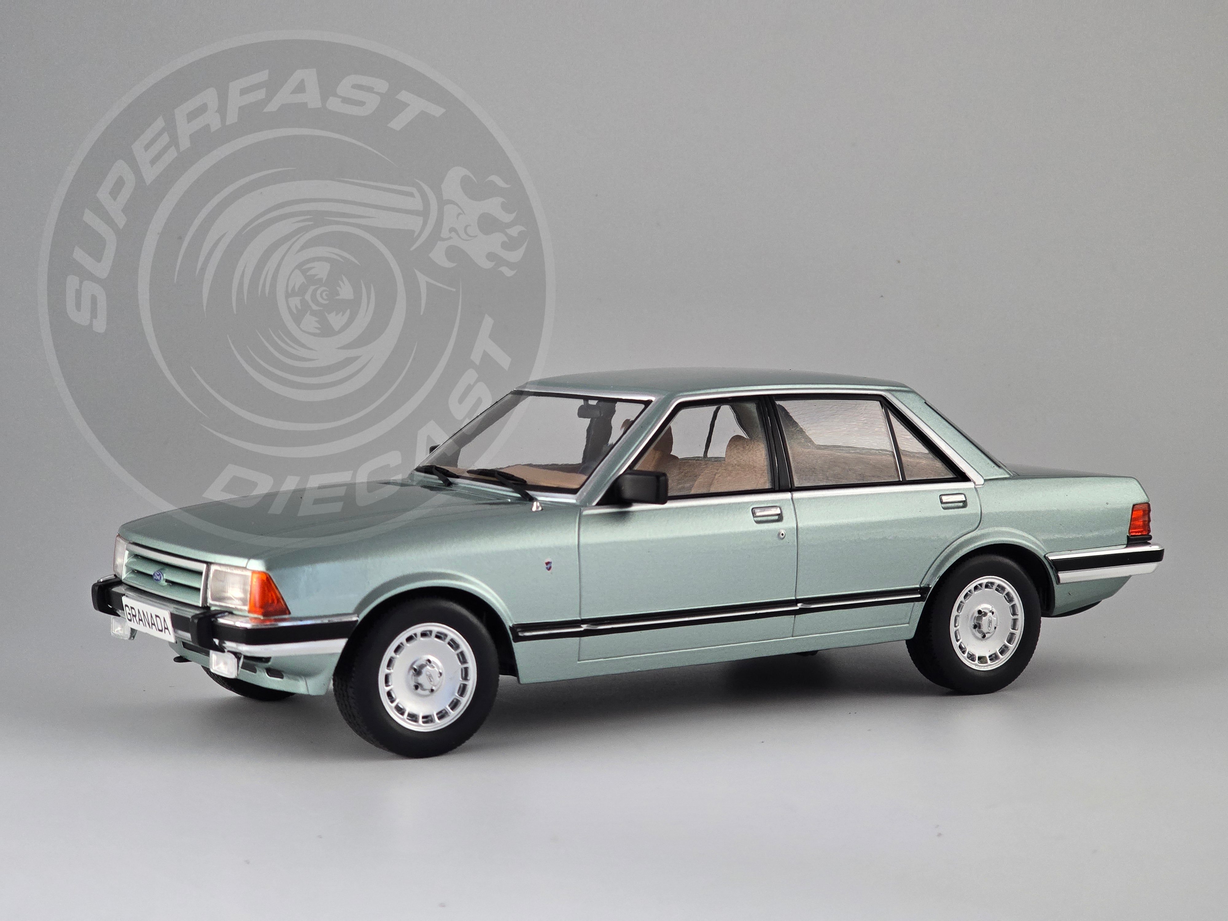 MCG 1:18 Scale Diecast MCG 1:18 Scale Diecast Ford Granada MK II 2.8 Ghia, Green - MCG18535