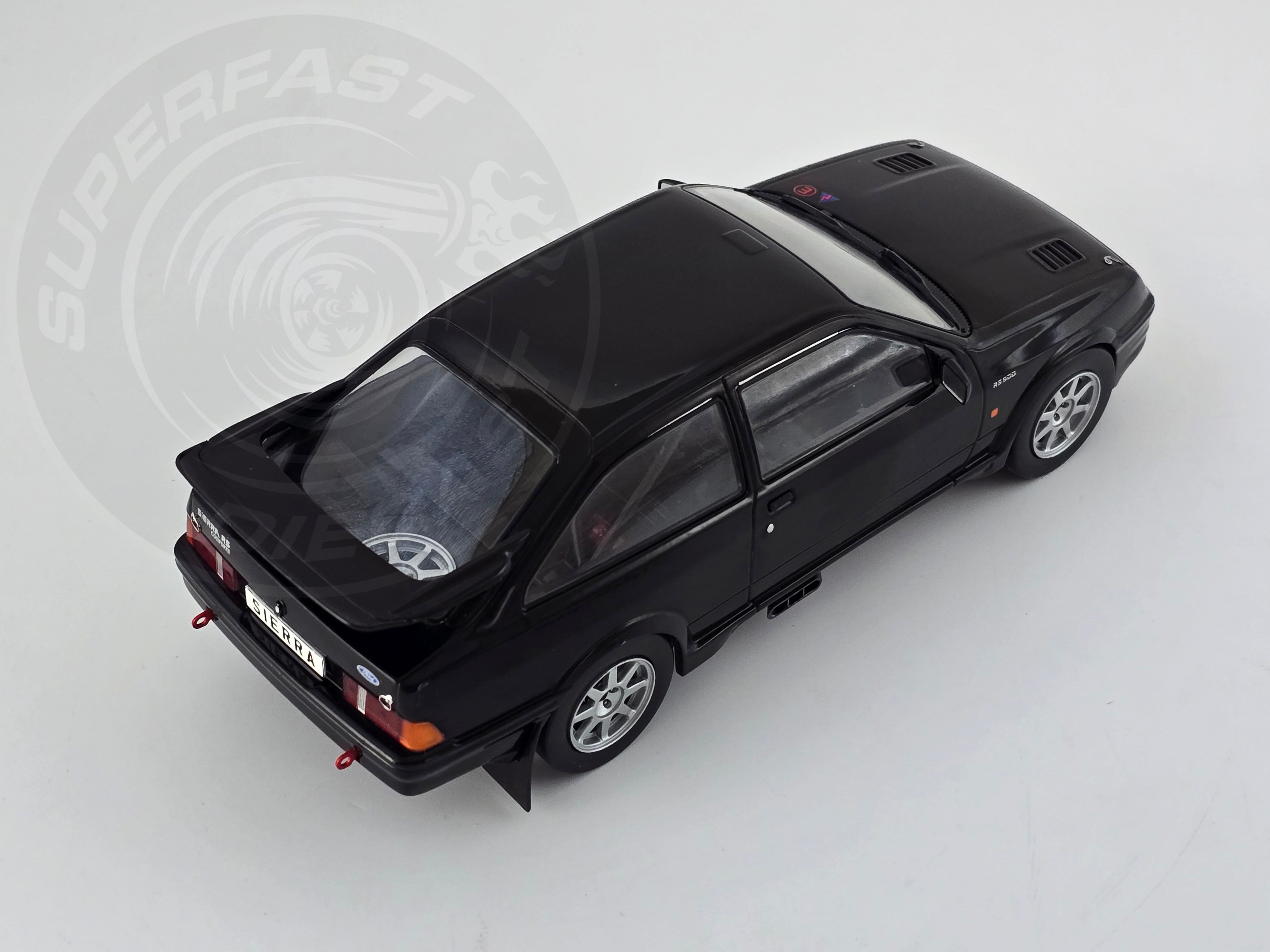 Whitebox 1:24 Scale Diecast Model Car - 1987 Ford Sierra RS Cosworth, Black