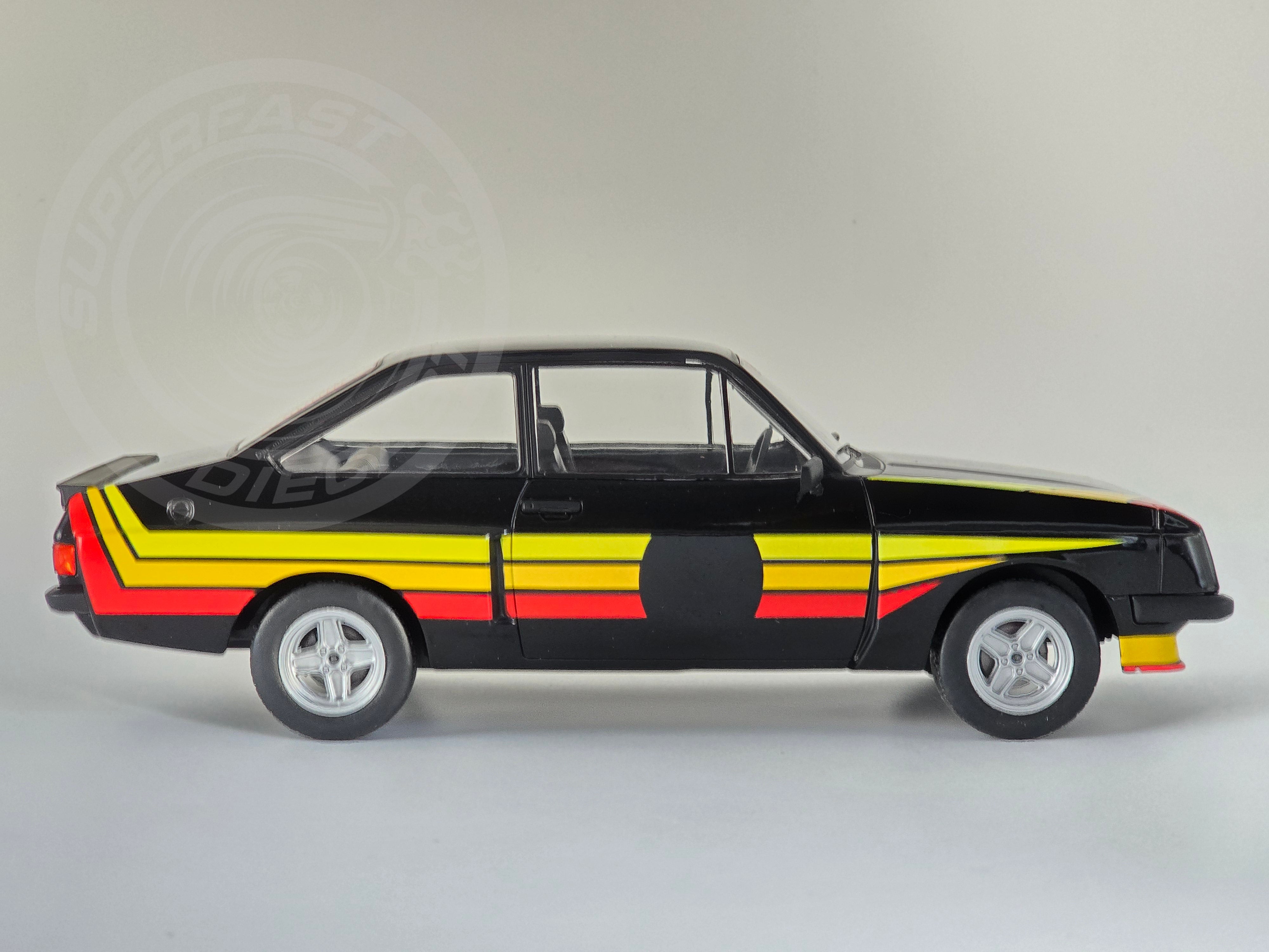 MCG 1:18 Scale Diecast - Ford Escort Mk2 RS 2000 X-Pack Zakspeed, Black - MCG18531