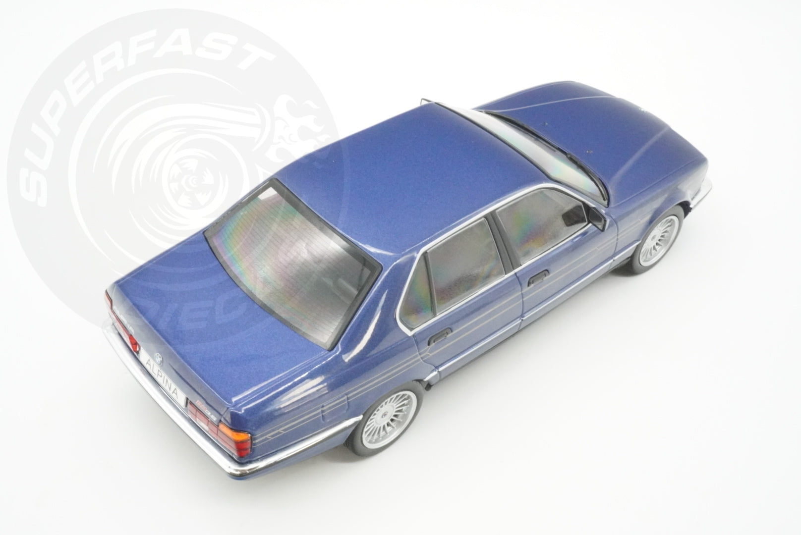 MCG 1:18 Scale Diecast Model Car - 1992 BMW Alpina B11 3,5, Blue - MCG18232