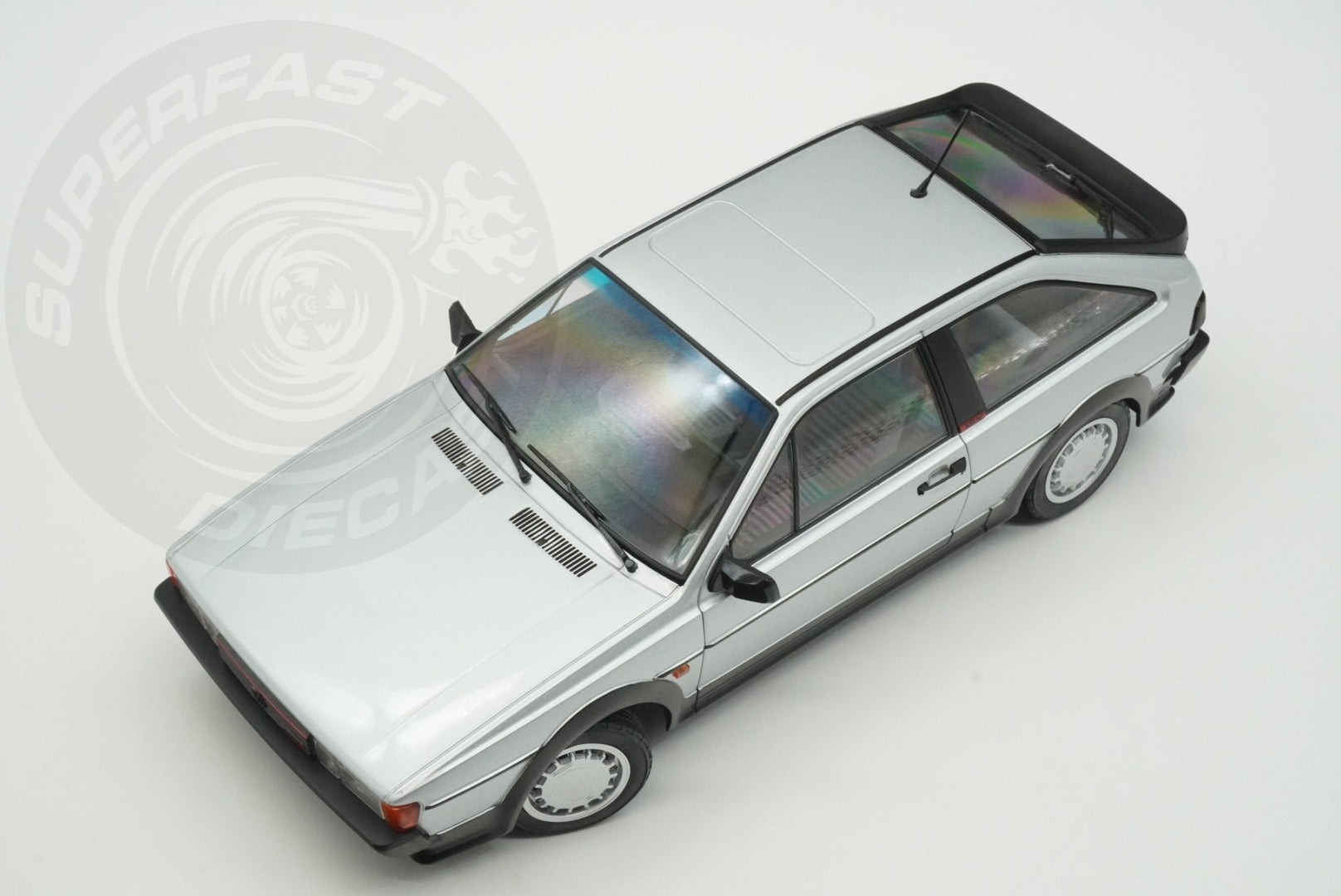 Norev 1:18 Scale Diecast - 1988 VW Volkswagen Scirocco GTX 16V, Flash Silver - 188635