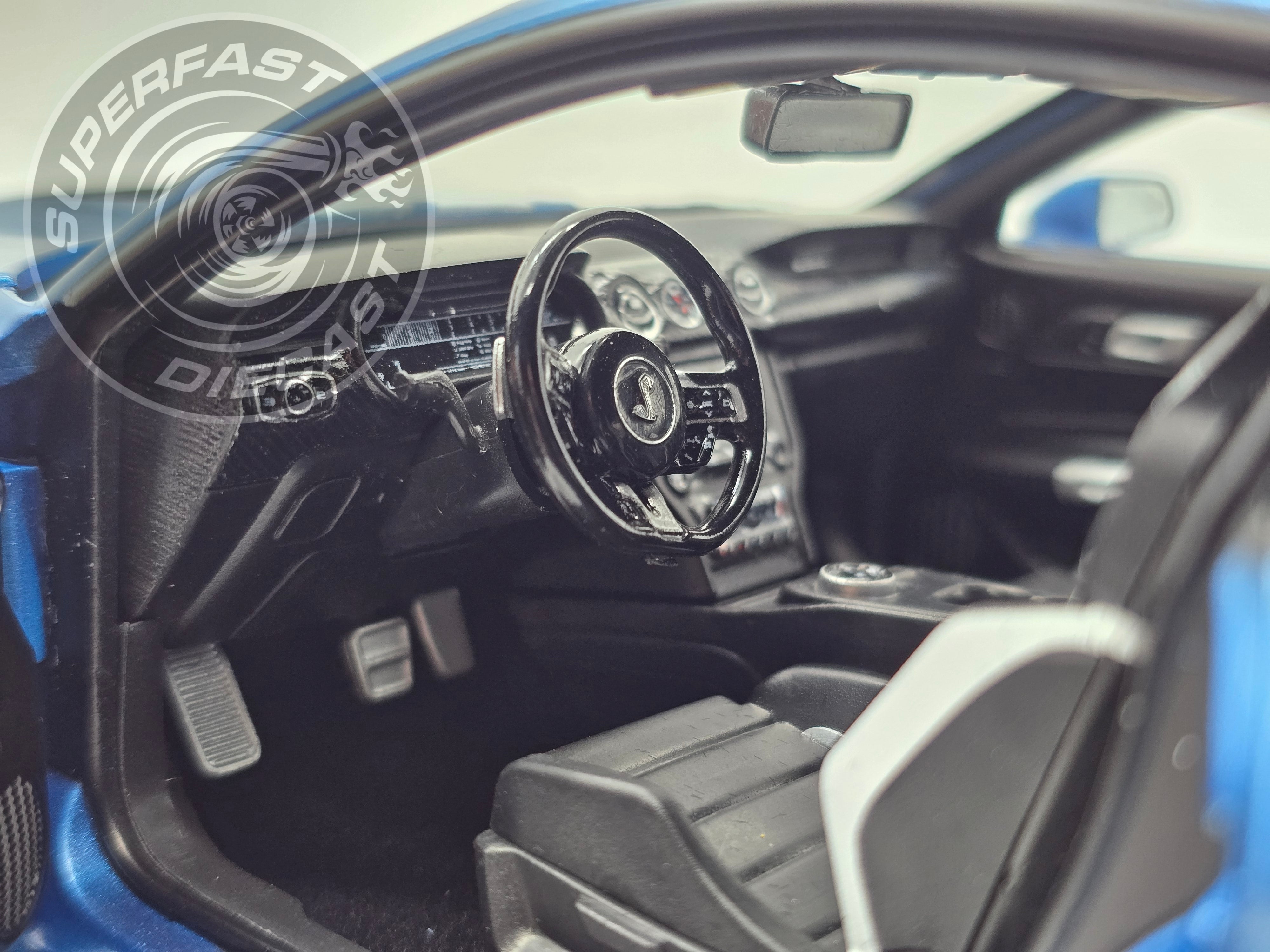 IXO 1:18 Diecast - 2022 Ford Mustang Shelby GT 500, Blue - IXO18RDC244-FO