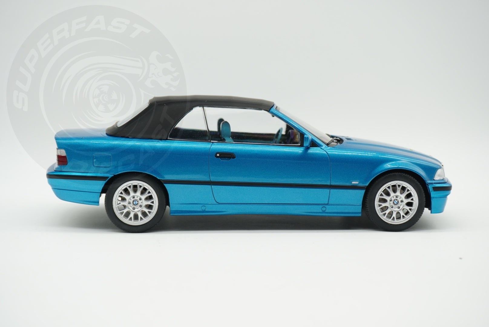 MCG 1:18 Diecast - 1996 BMW 328i (E36) Cabriolet, Turquoise - MCG18319