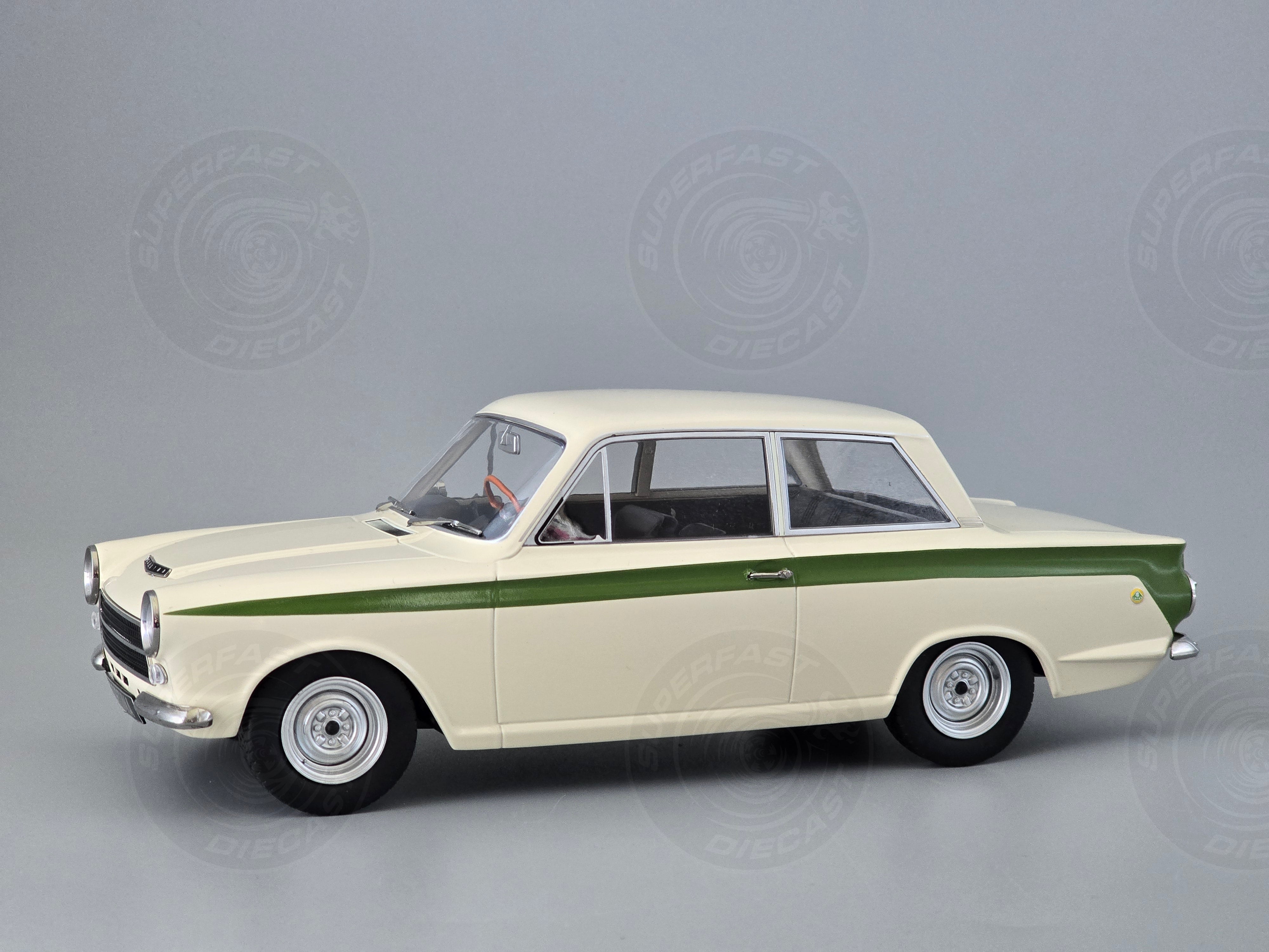 MCG 1:18 Scale Diecast - 1965 Ford Lotus Cortina Mk1 in White/Green (RHD) - MCG18434