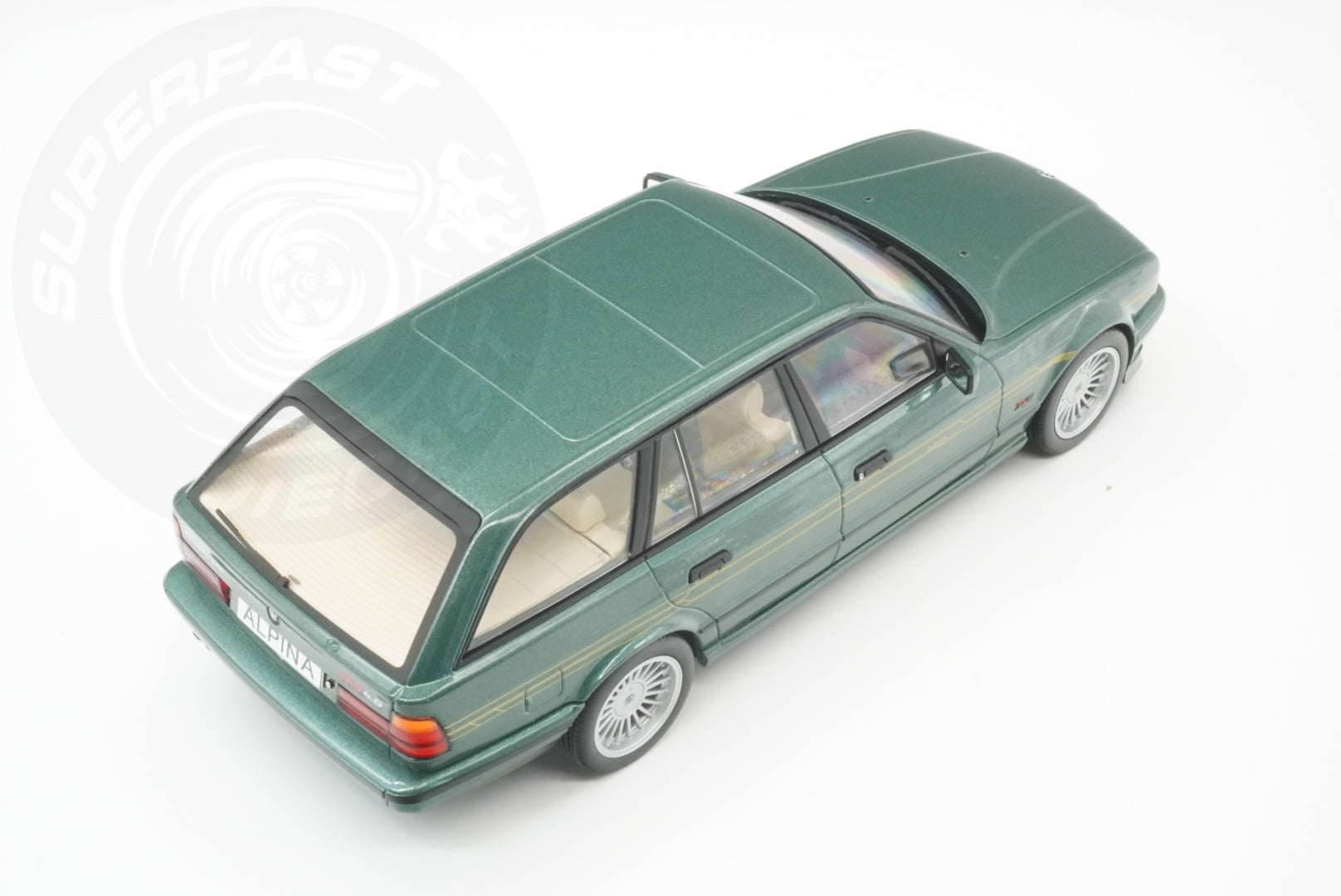 MCG 1:18 Scale Diecast Model Car - 1991 BMW Alpina B10 (E34) Touring, Green - MCG18331