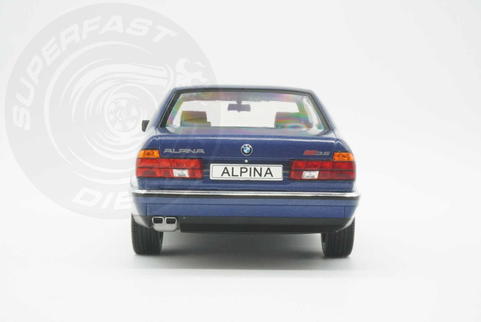 MCG 1:18 Scale Diecast Model Car - 1992 BMW Alpina B11 3,5, Blue - MCG18232