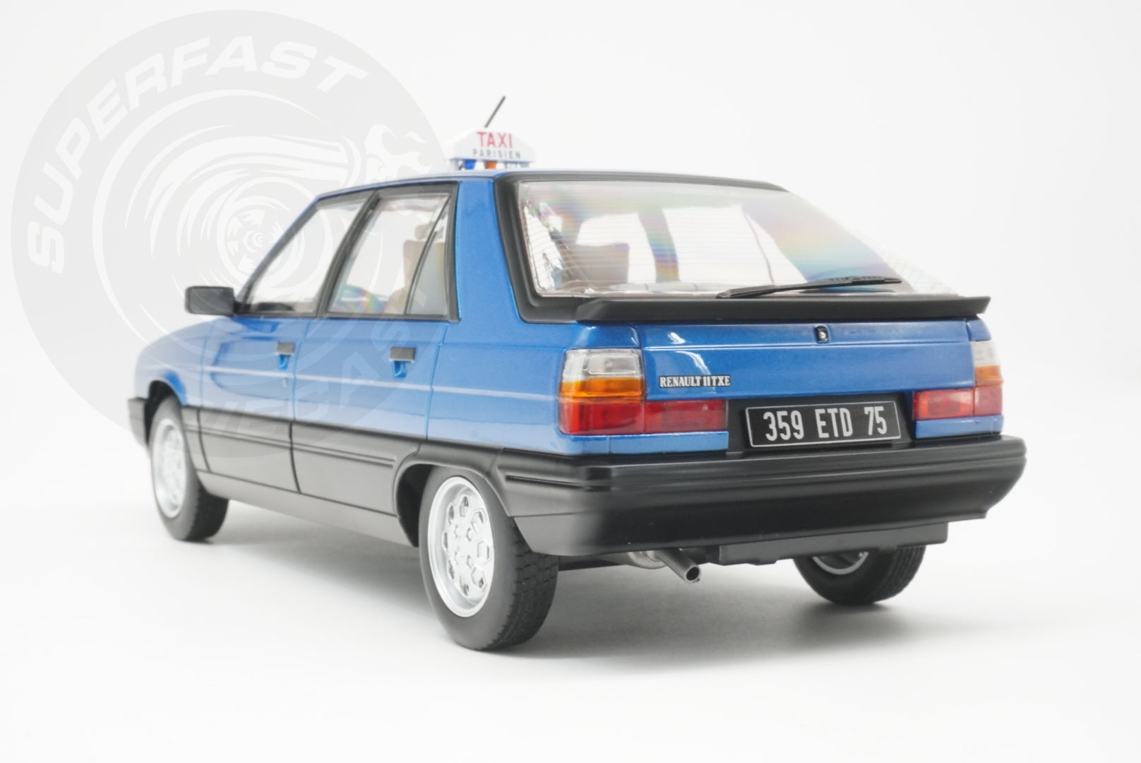 MCG 1:18 Diecast - 1985 Renault 11 GTL Taxi, James Bond 007 - A View to a Kill, Blue - MCG18833