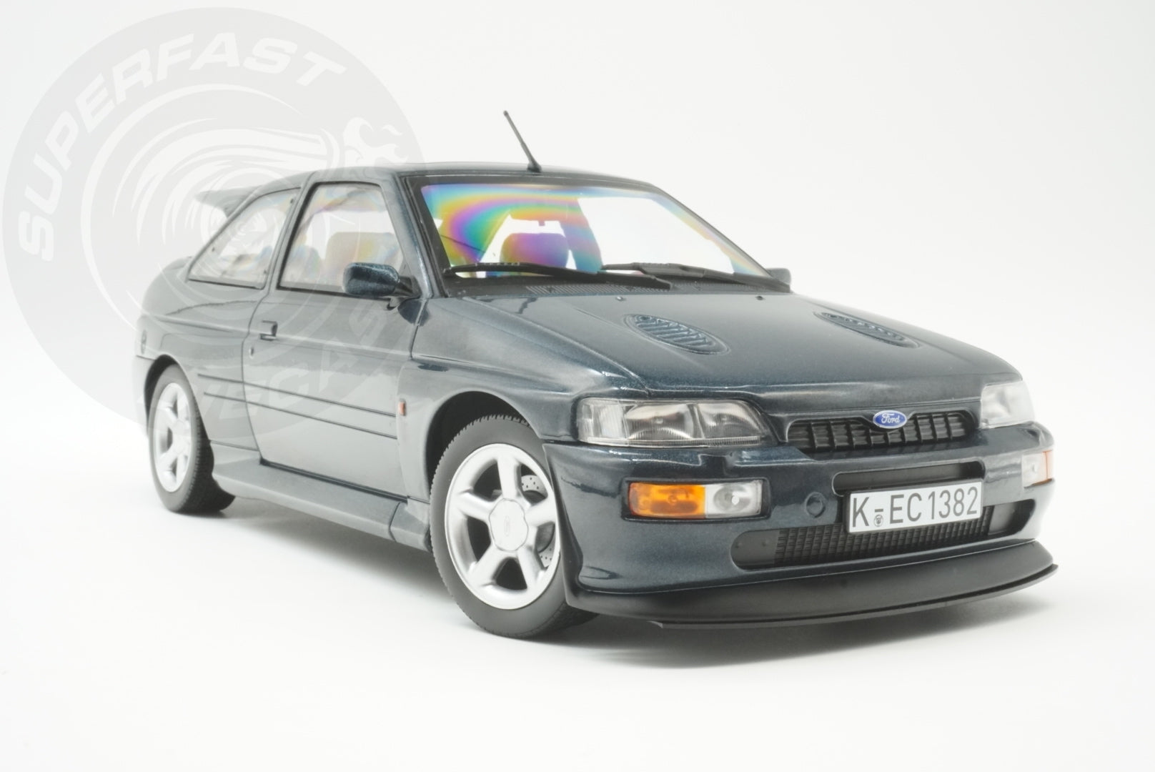 NoRev 1:18 1992 FORD ESCORT RS COSWORTH, Mallard Green - NV182790