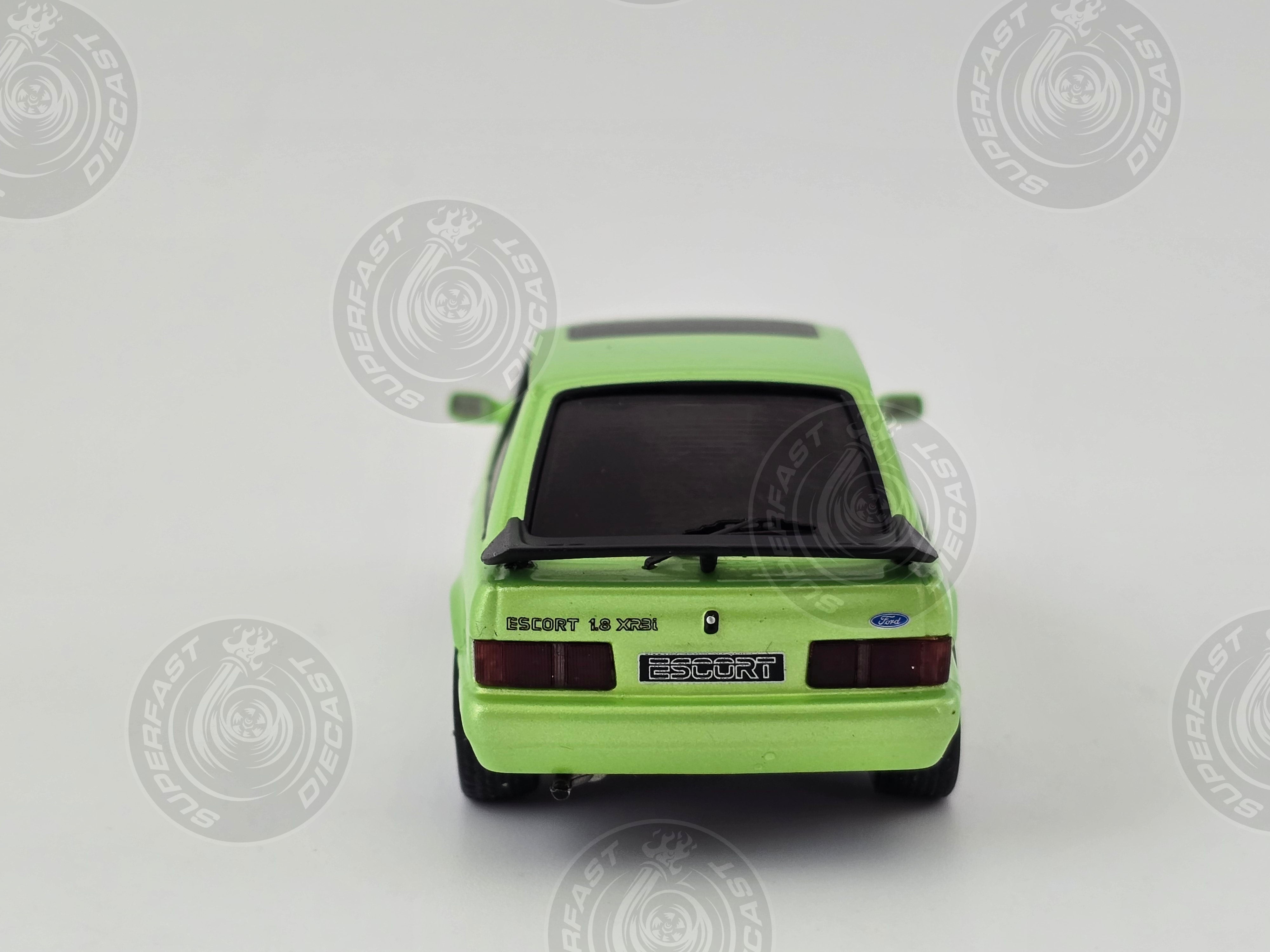 IXO 1:43 Scale Diecast Model Car - 1990 Ford Escort Mk3 XR3, Green/Black - IXOCLC584N.22