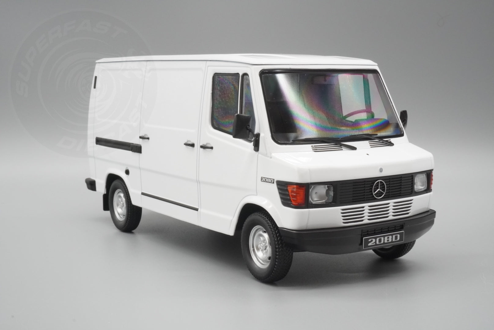 KK Scale 1:18 Scale Diecast - 1988 Mercedes 208 D Delivery Van, White - KKDC180301