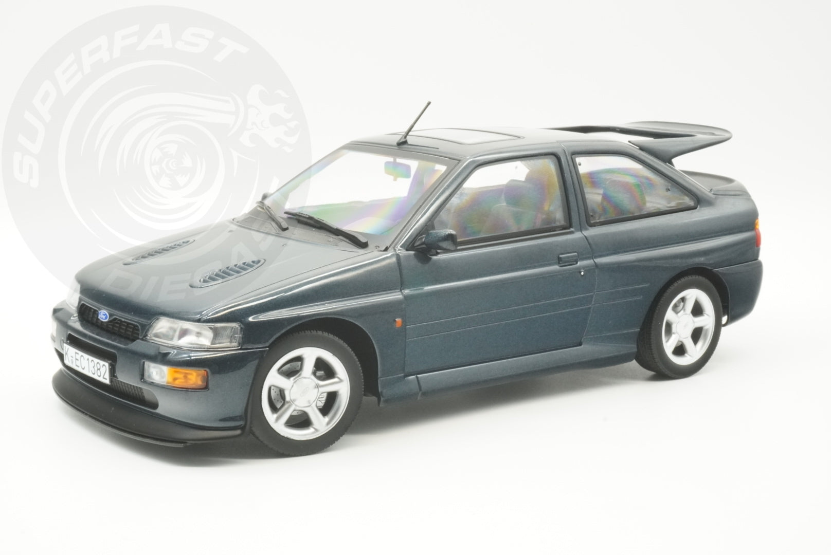 NoRev 1:18 1992 FORD ESCORT RS COSWORTH, Mallard Green - NV182790