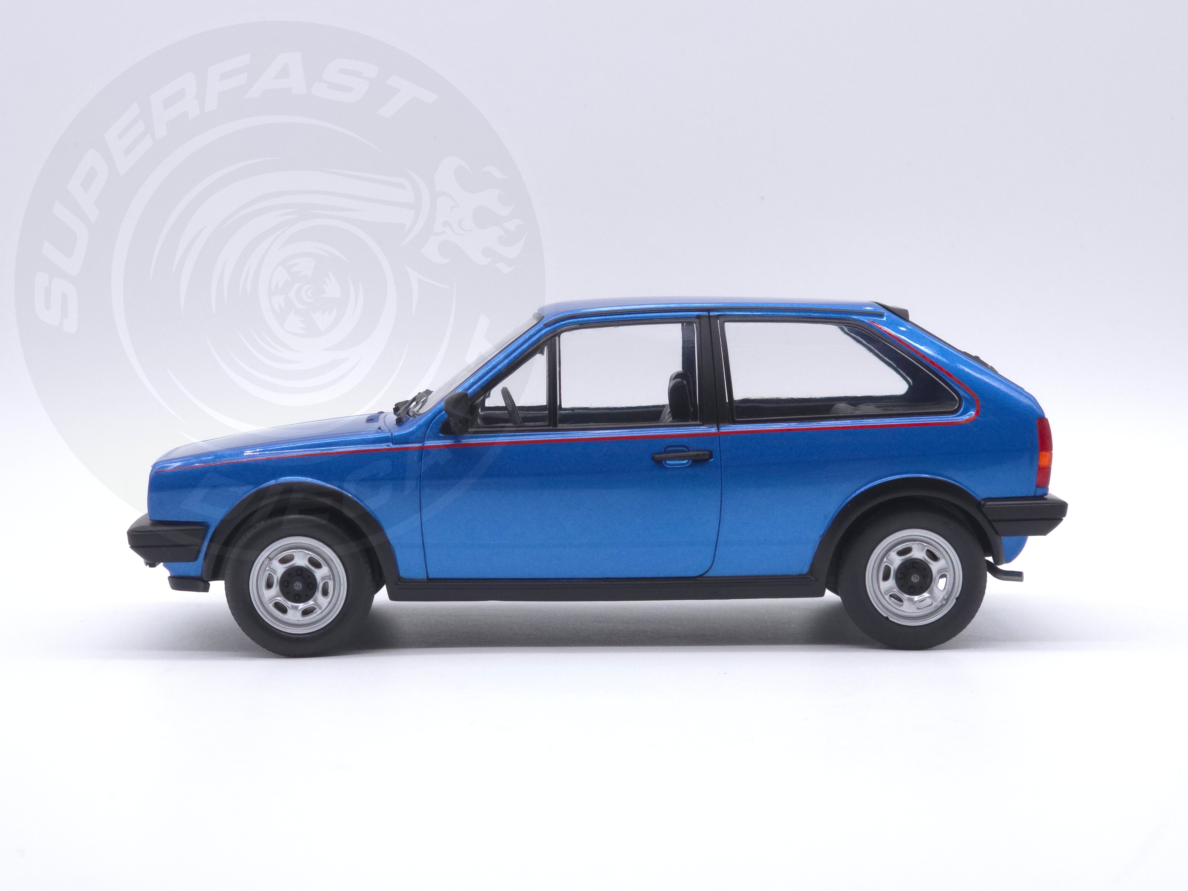MCG 1:18 Scale Diecast Model Car - 1985 VW Polo II Coupe GT, Blue - MCG18522