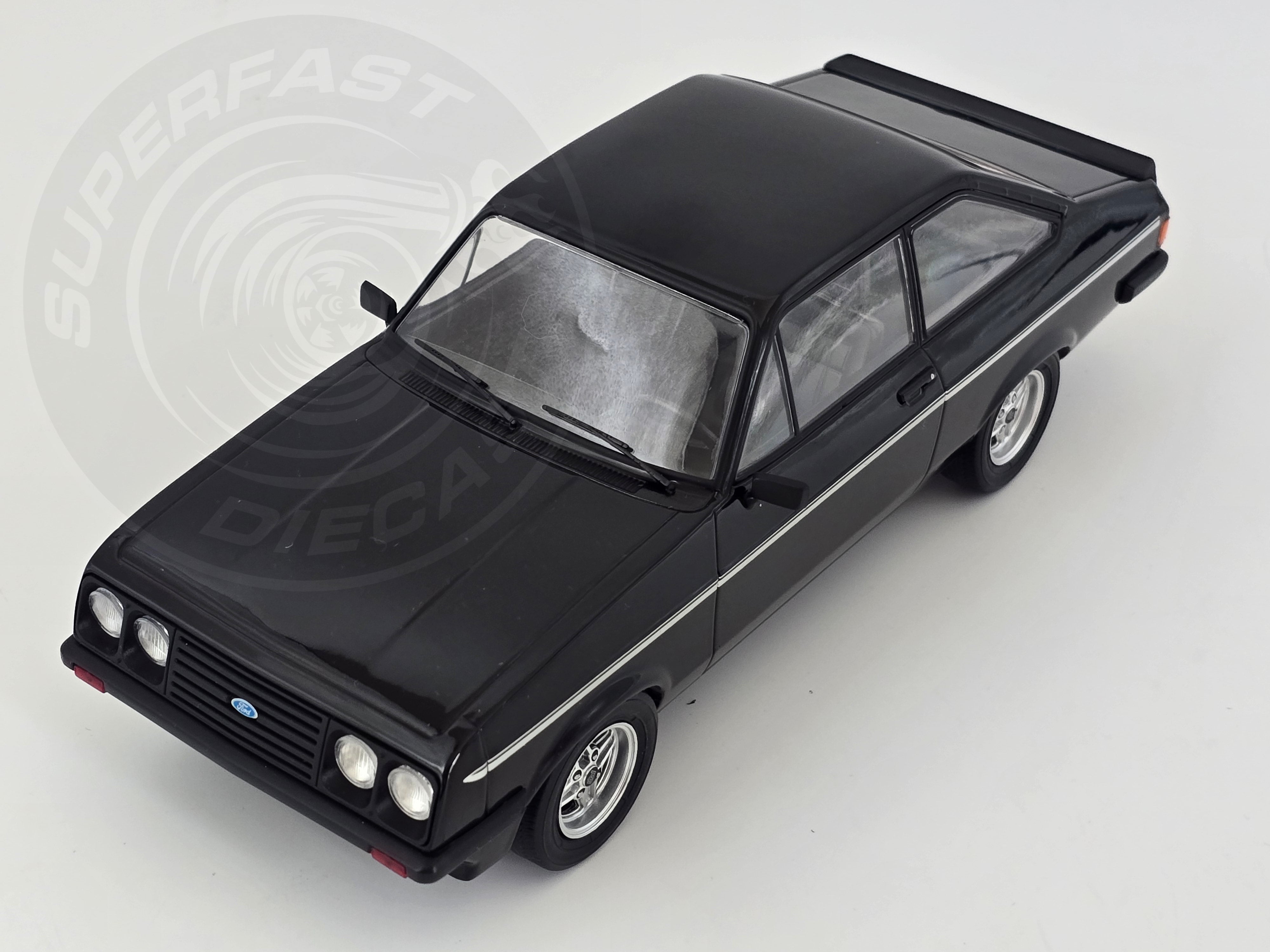 MCG 1:18 Scale Diecast Model Car -  Ford Escort Mk2 RS2000 in Black
