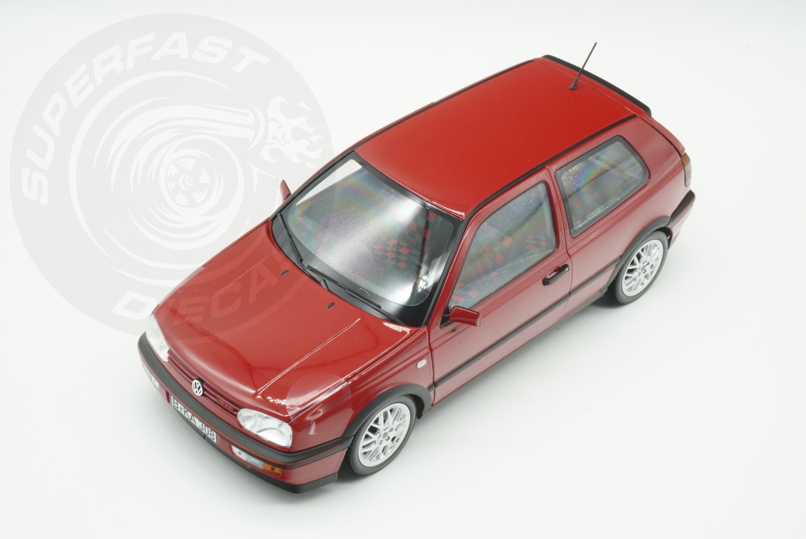 Norev 1:18 Scale Diecast - 1996 VW Volkswagen Golf Mk3, Flash Red - 188418R
