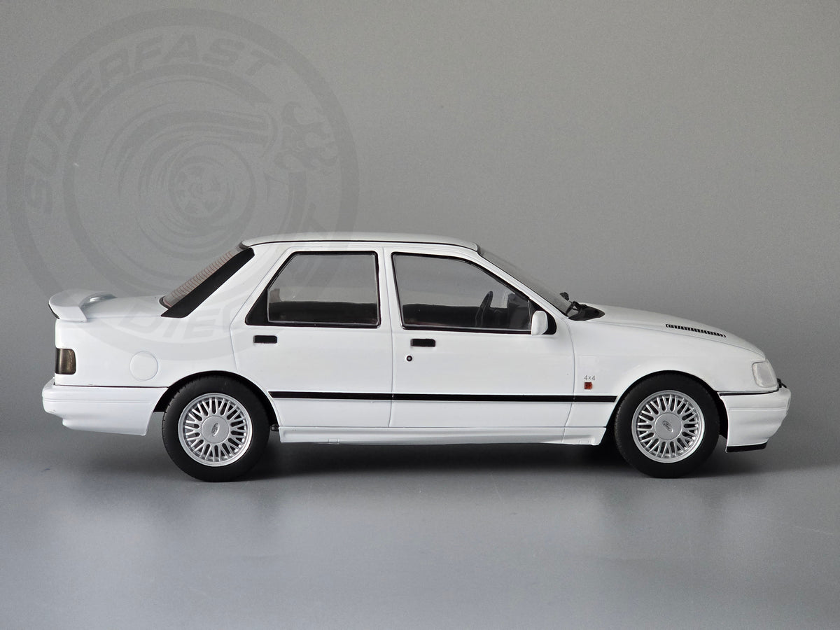 MCG 1:18 Scale - 1992 Ford Sierra Sapphire Cosworth 4x4 White - MCG18353
