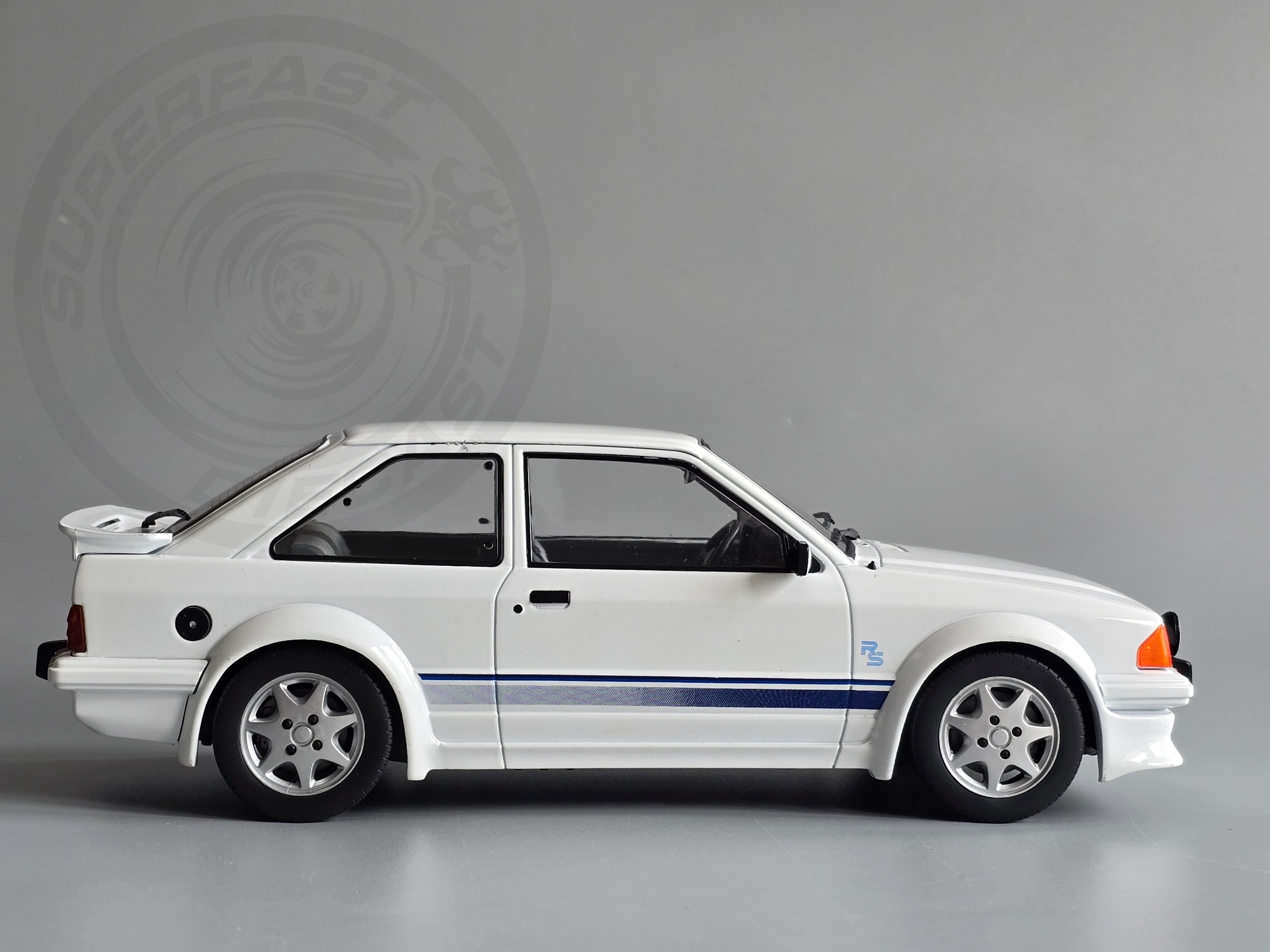 MCG 1:18 Scale Diecast Model Car - 1985 Ford Escort Mk3 RS Turbo (S1), White