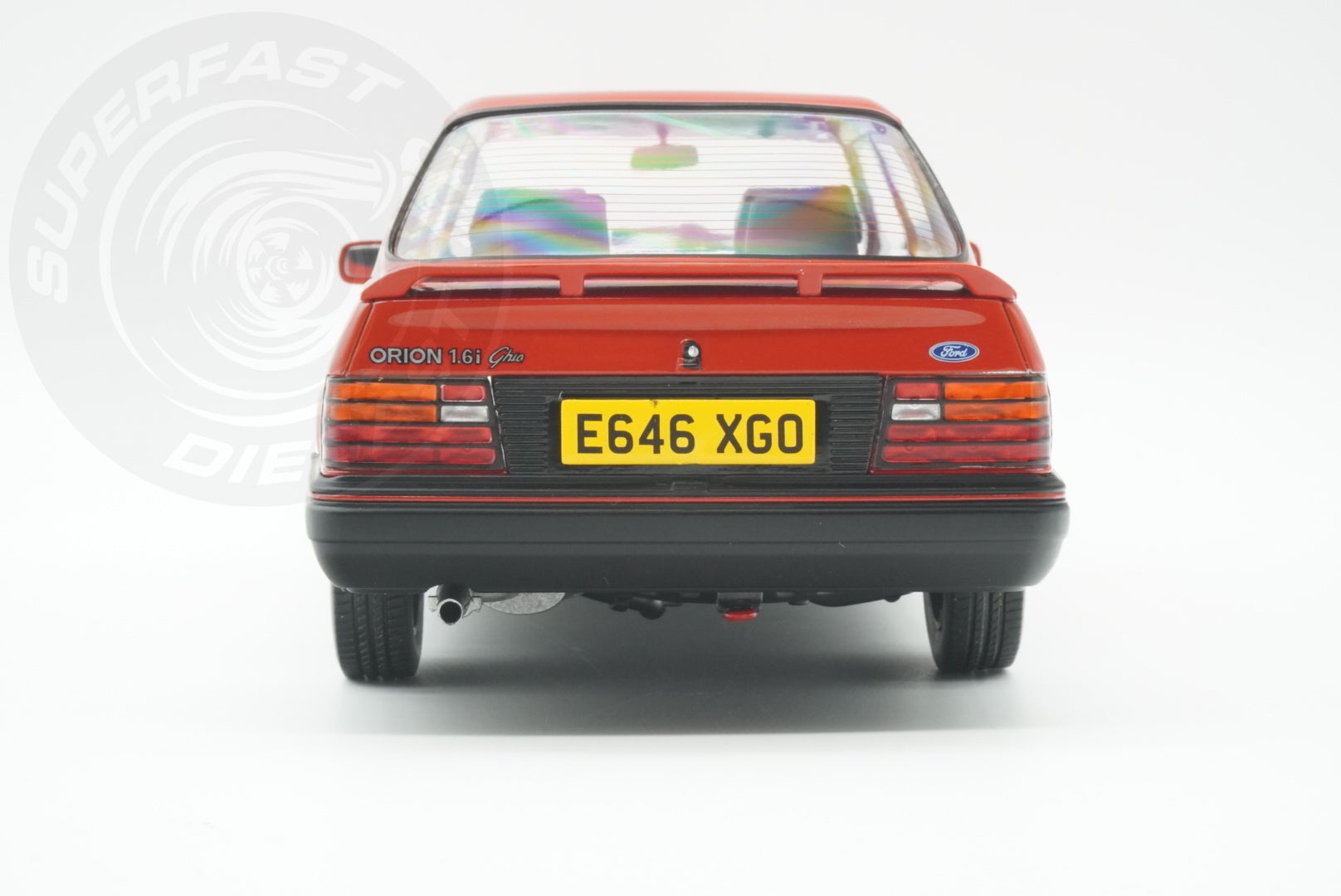 MCG 1:18 Scale Diecast - Ford Orion Mk II 1600i Ghia RHD with Pepperpot Alloys, Red (UK Exclusive 500pcs) - MCG18647