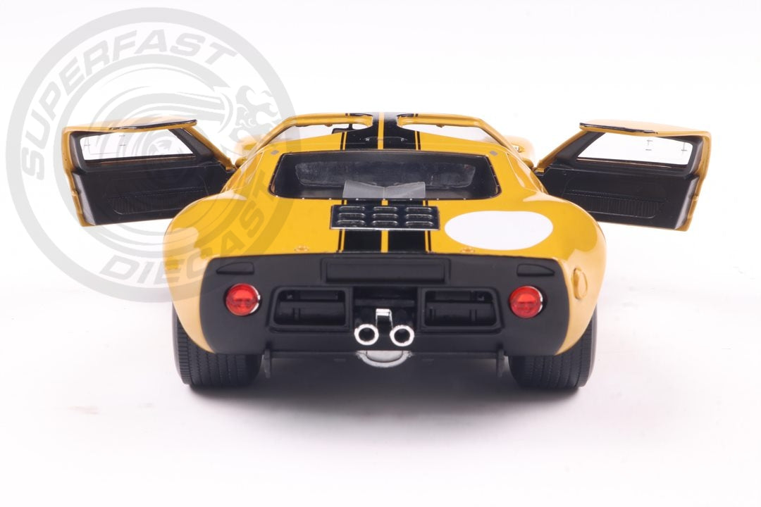 SOLIDO 1:18 Scale - 1968 Ford GT40 Mk1 - Yellow - S1803011