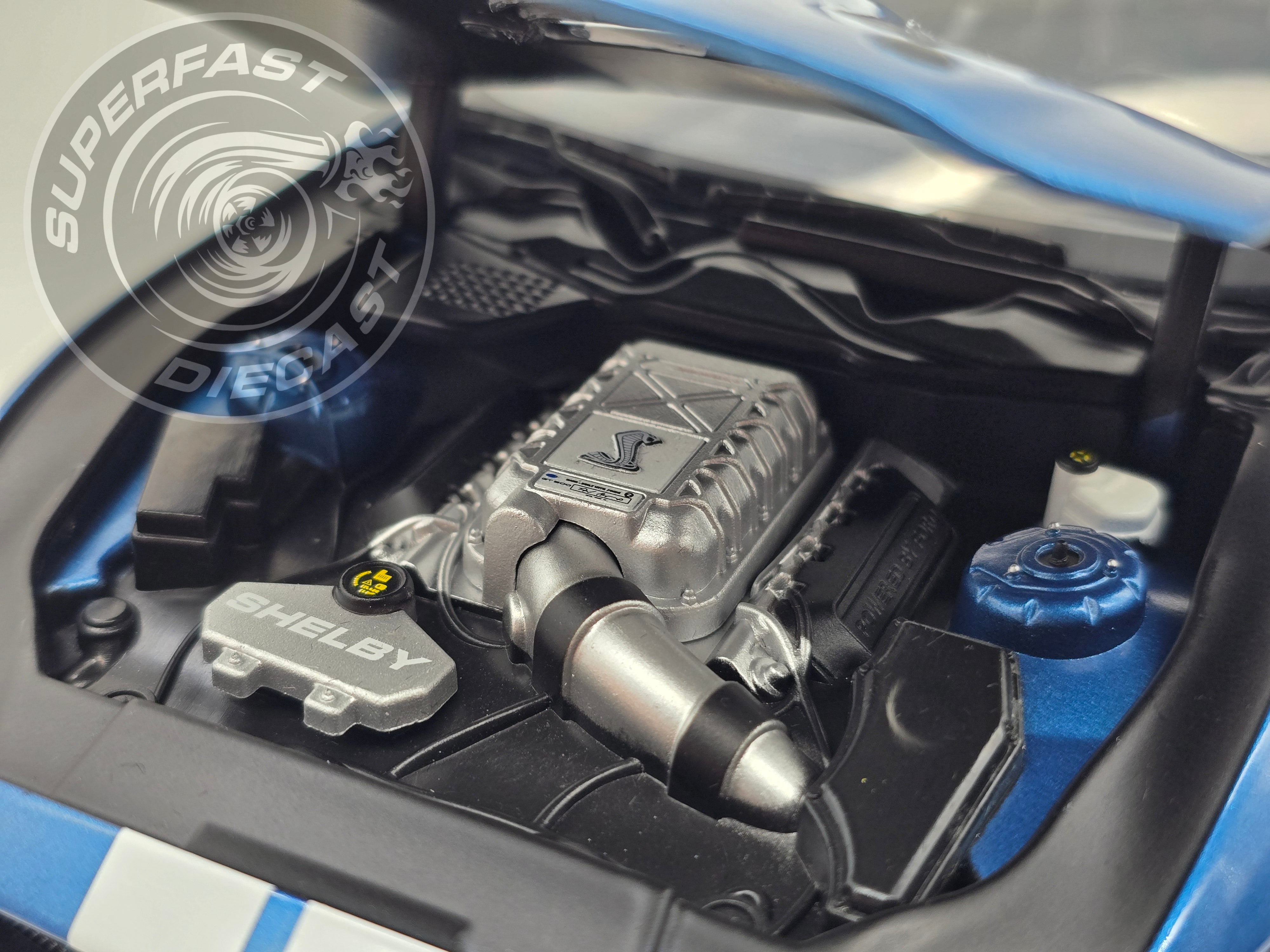 IXO 1:18 Diecast - 2022 Ford Mustang Shelby GT 500, Blue - IXO18RDC244-FO