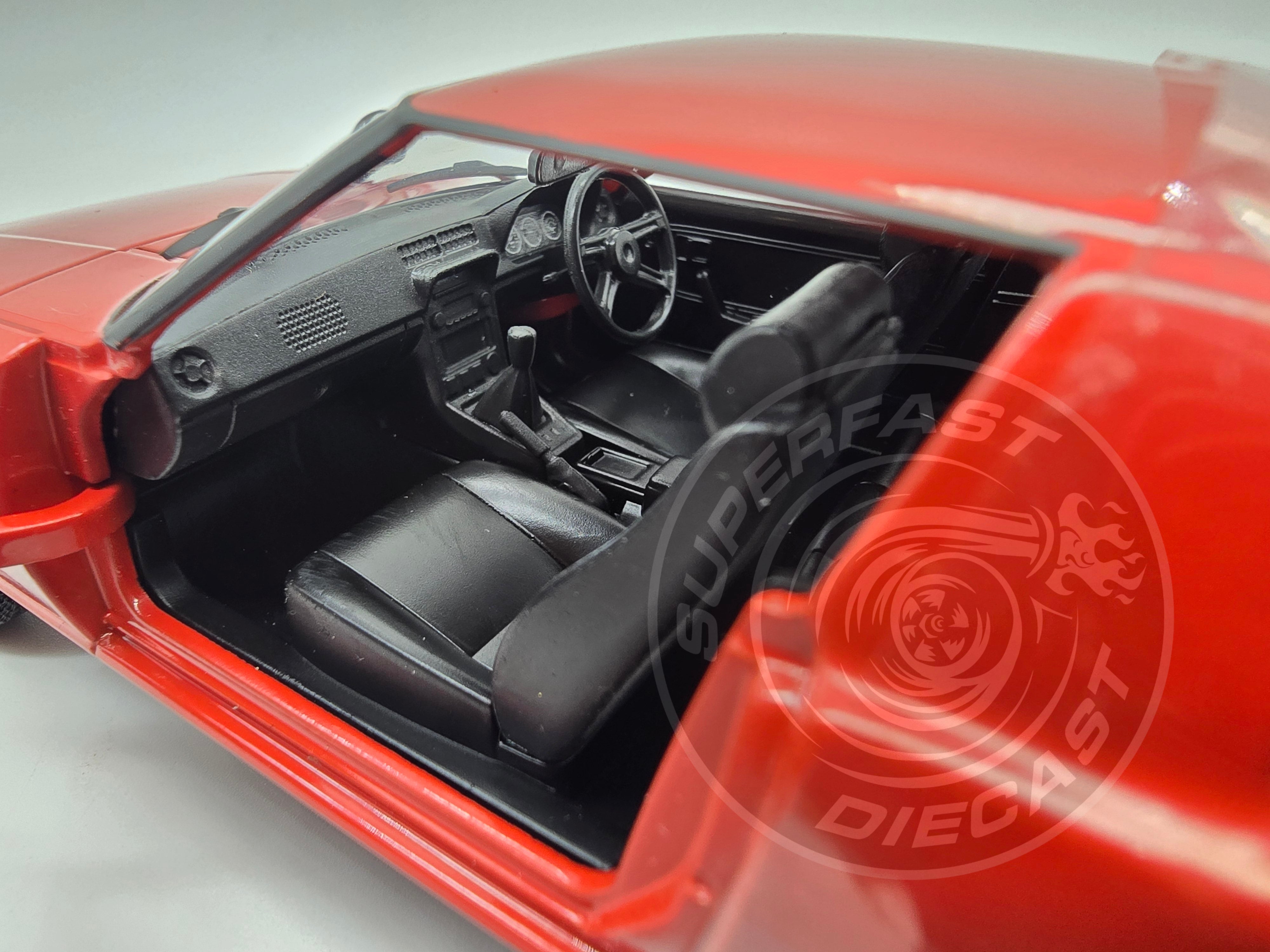 Whitebox 1:24 Scale Diecast - 1980 Mazda RX-7, Red - WB124214