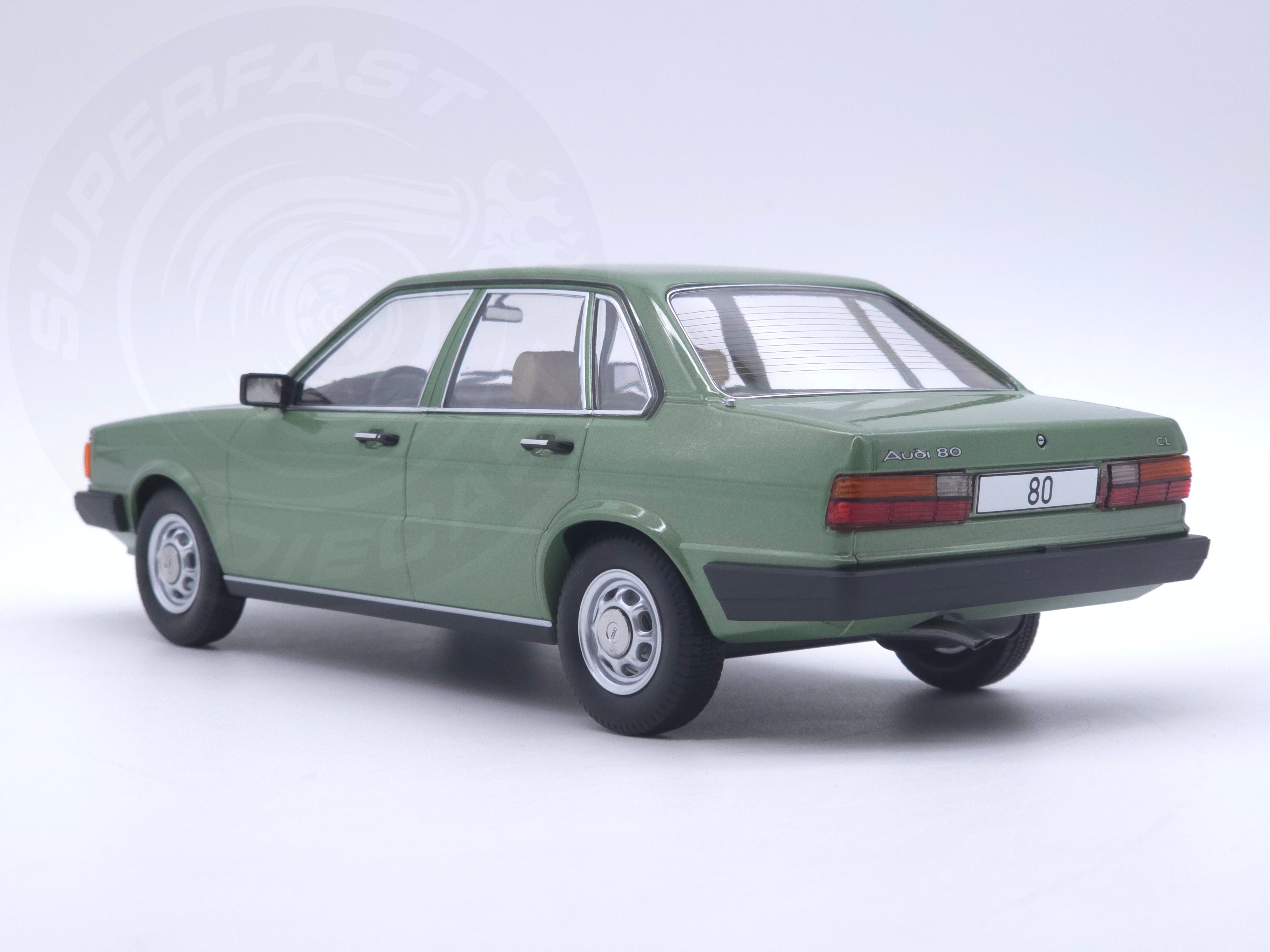 MCG 1:18 Scale Diecast Model Car - 1978 Audi 80 (B2), Green - MCG18525